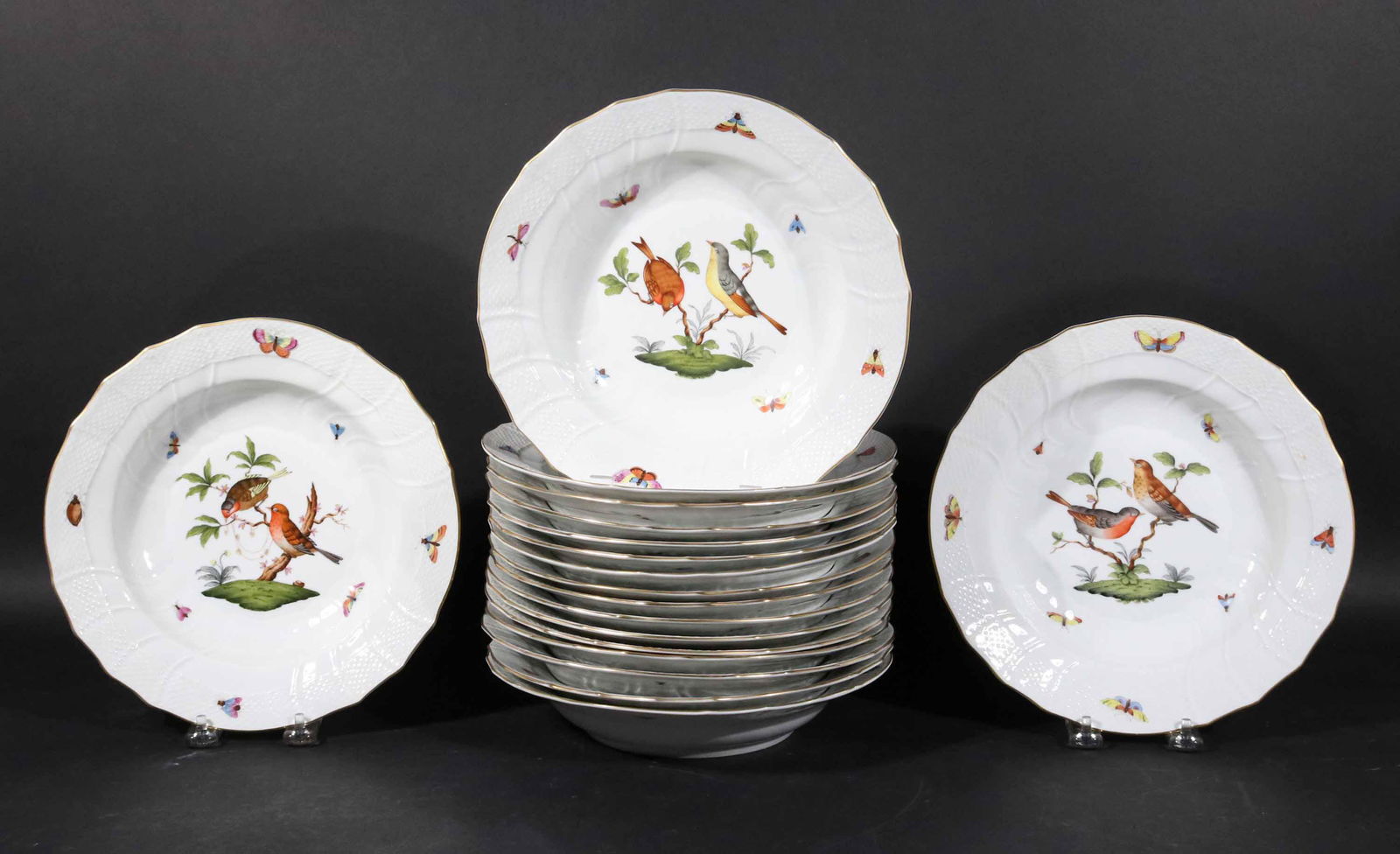 Eighteen Herend Rothschild Bird Rim Soup Bowls (1 of 7)