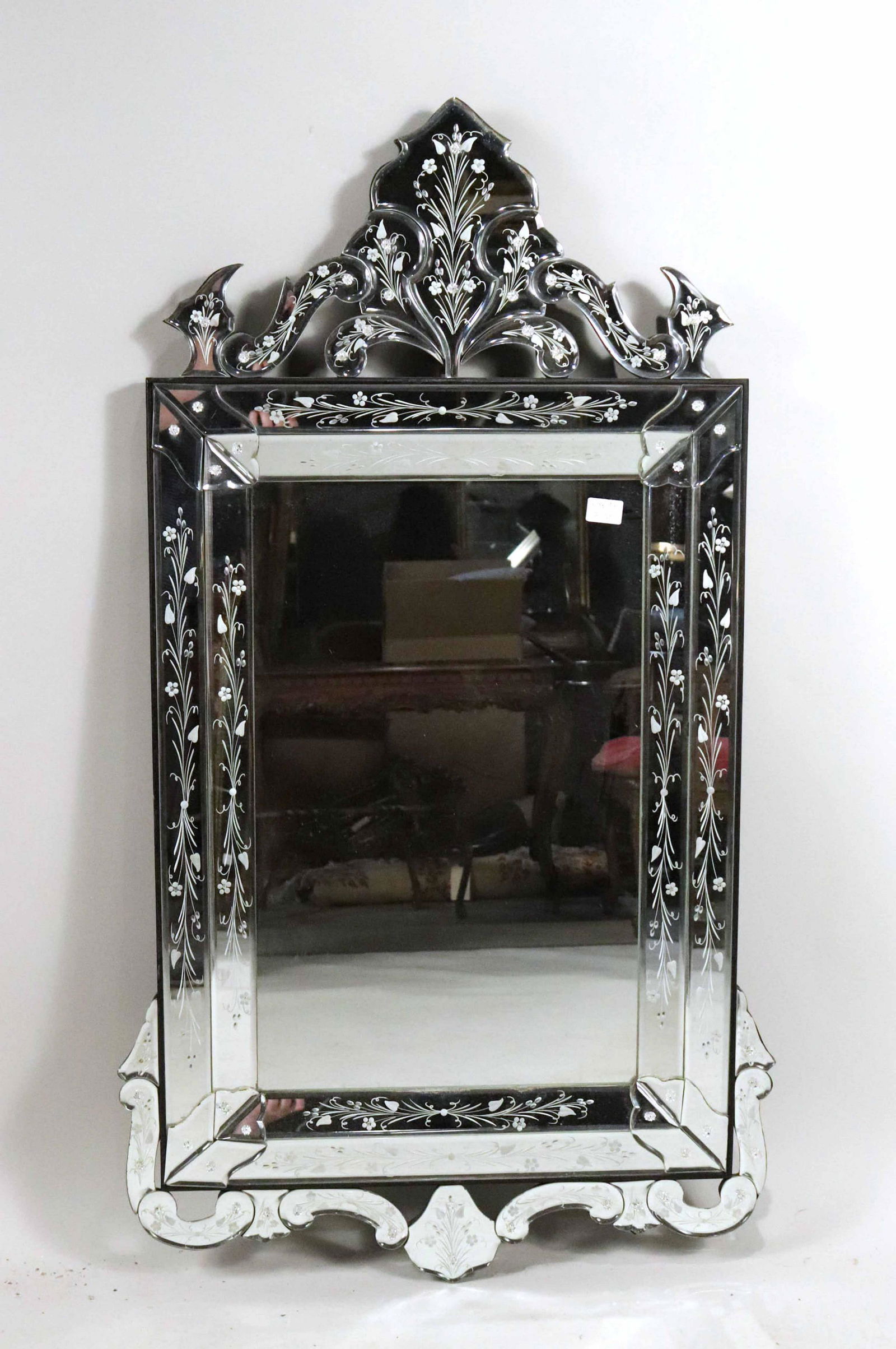 Venetian Style Mirrored Pier Mirror (1 of 9)