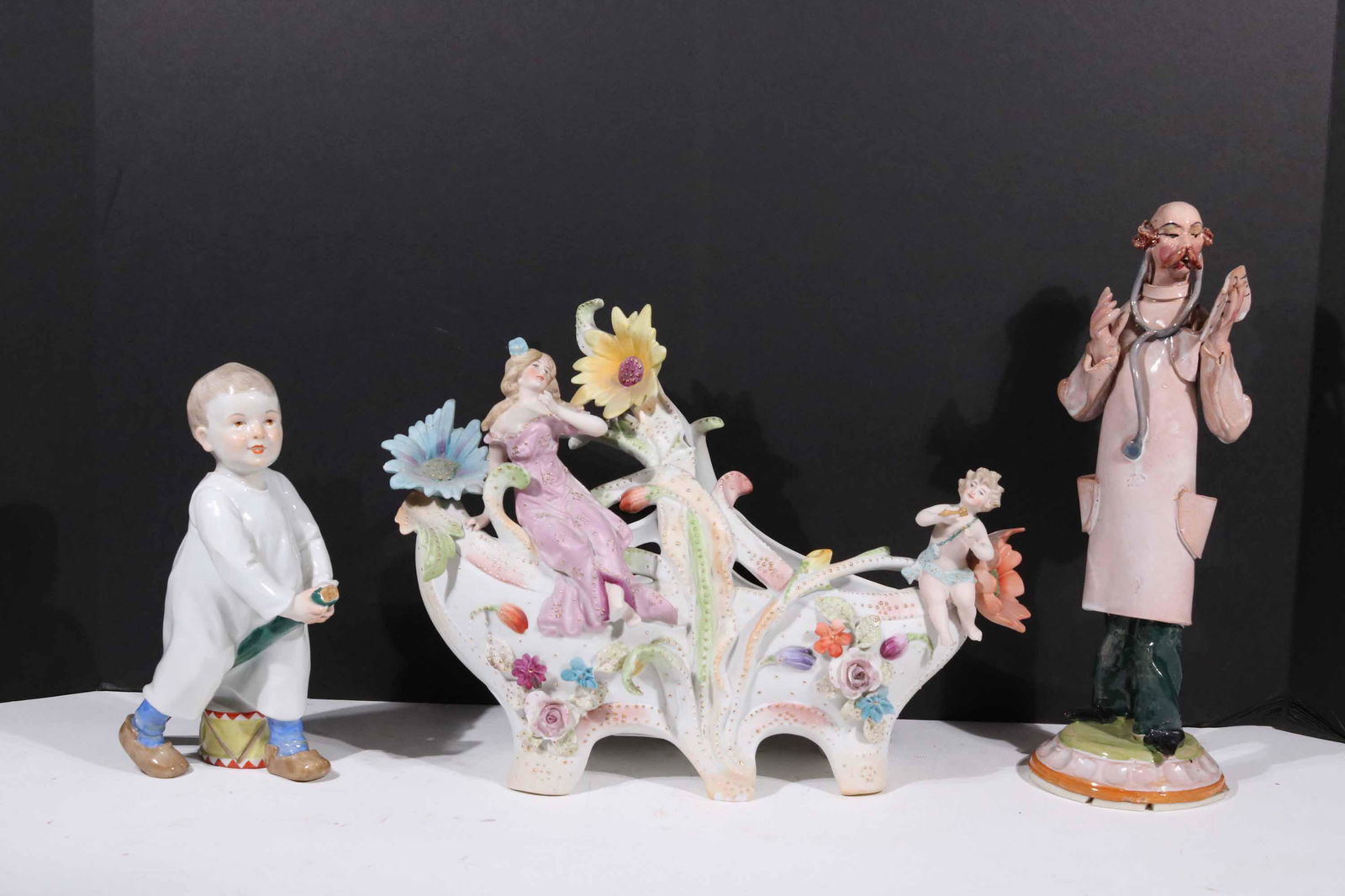 Meissen Hentschel Porcelain Figurine of Boy (1 of 5)