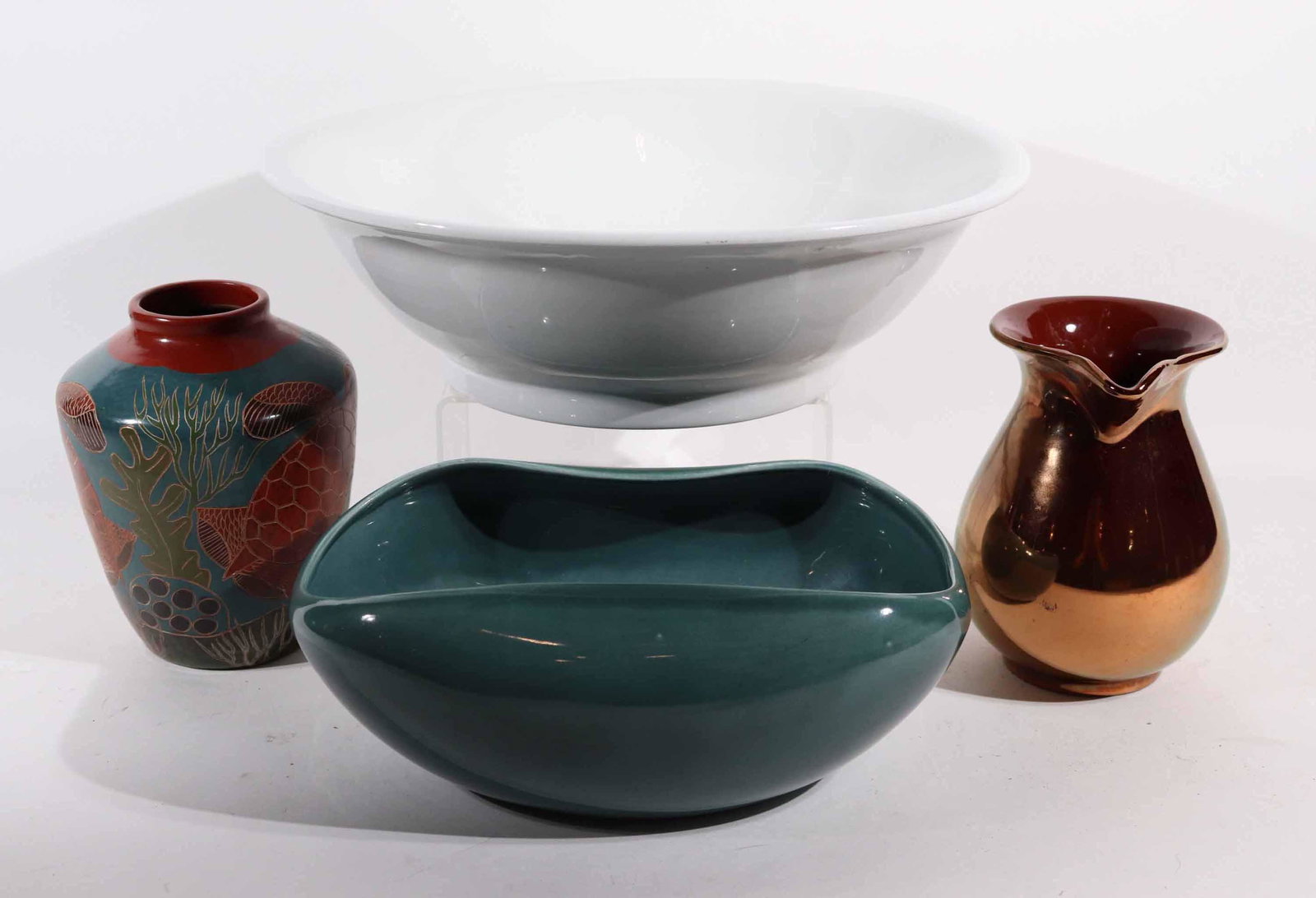 Glazed Terracotta Vase with Sgraffito Vase (1 of 7)