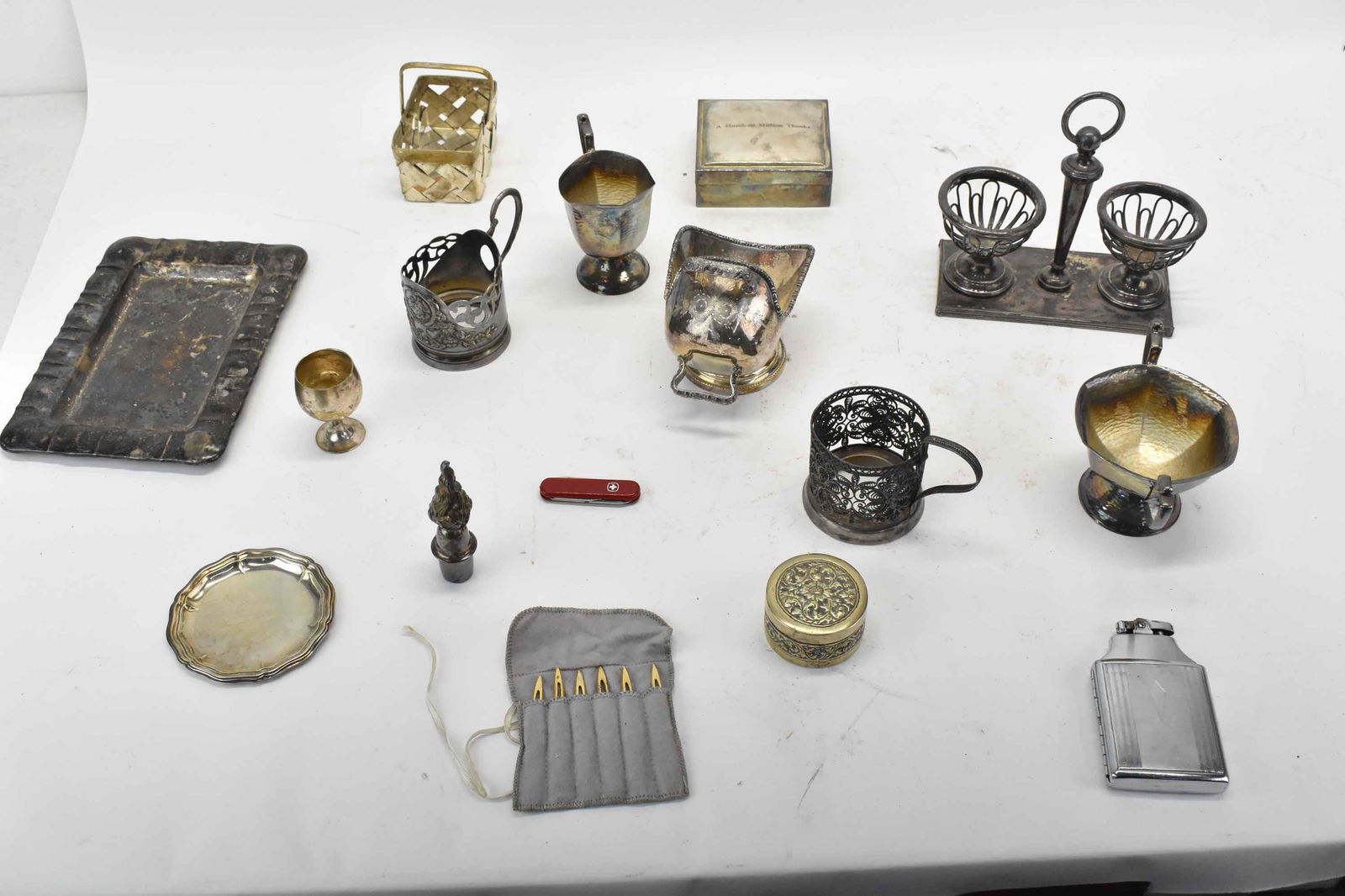 Group of Assorted Silver Plated Table Articles (1 of 12)