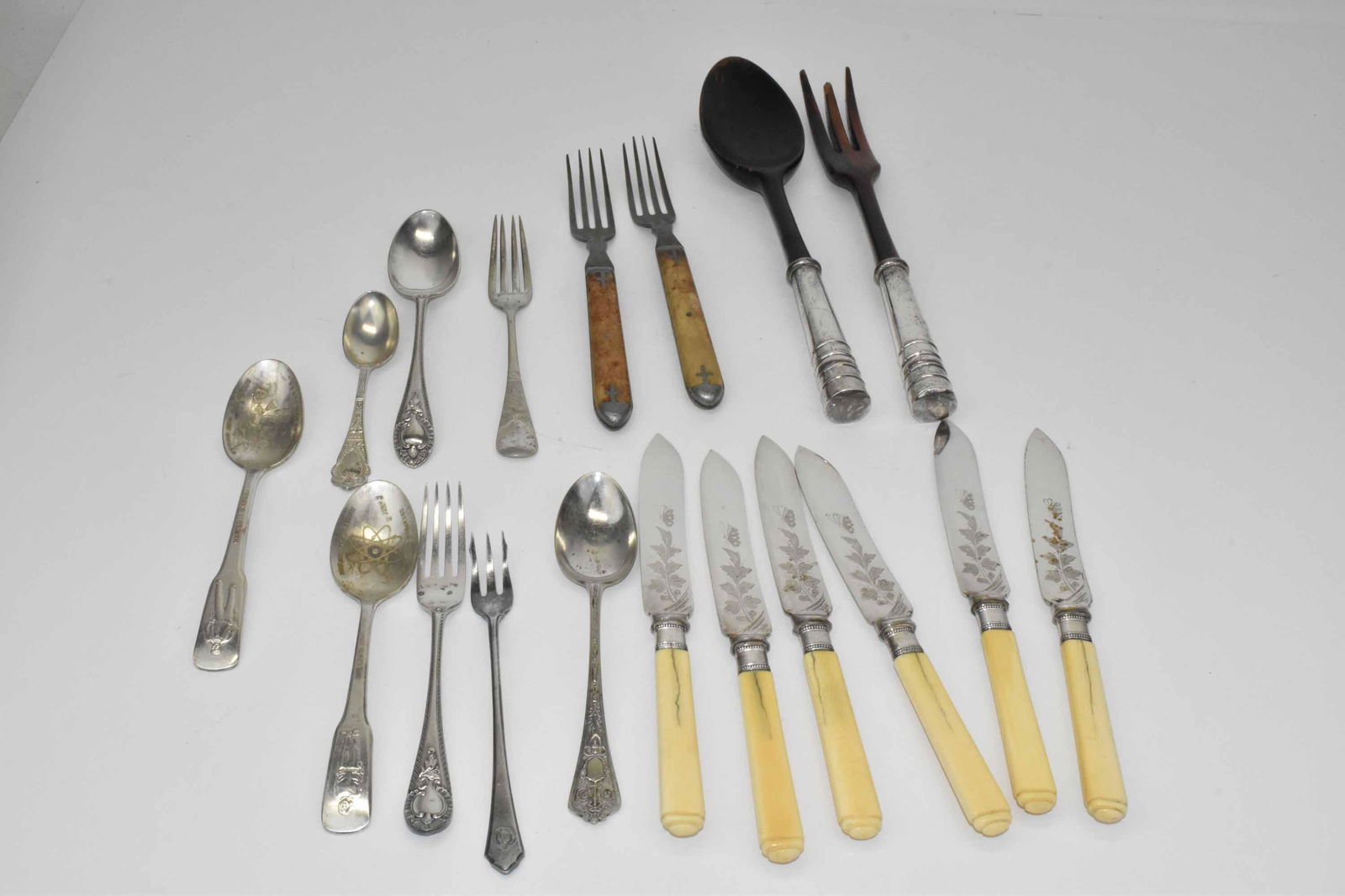 Group of Silverplate Flatware (1 of 9)