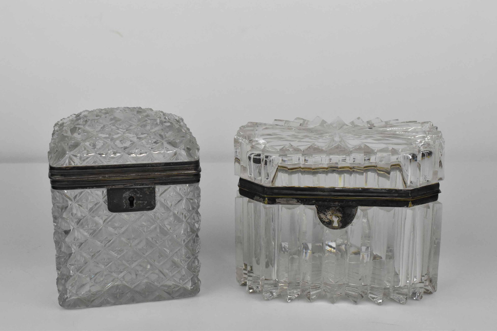 2 Antique Cut Glass & Silver Crystal Dresser Box (1 of 13)