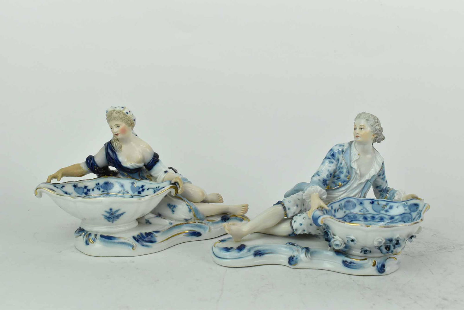 Pair Meissen Porcelain Figural Master Salts (1 of 9)