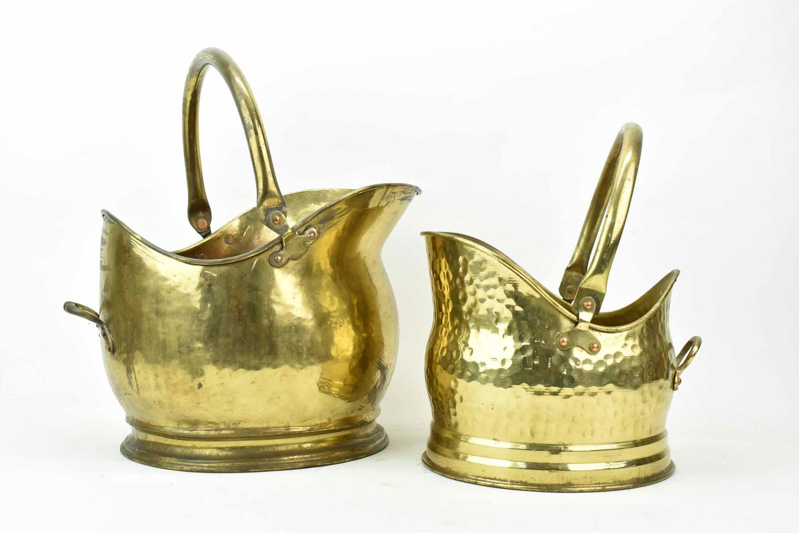 Antique Brass Coal Scuttle (1 of 12)