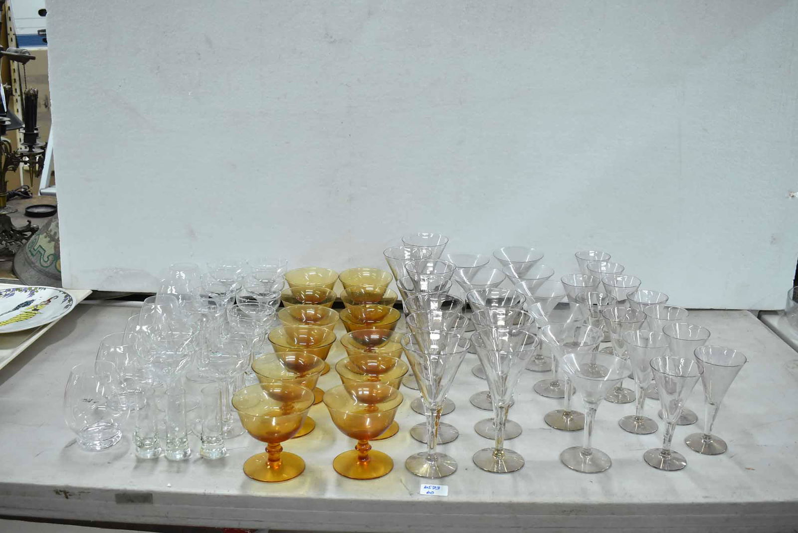 Dorothy Thorpe Gold Fleck Stemware (1 of 6)