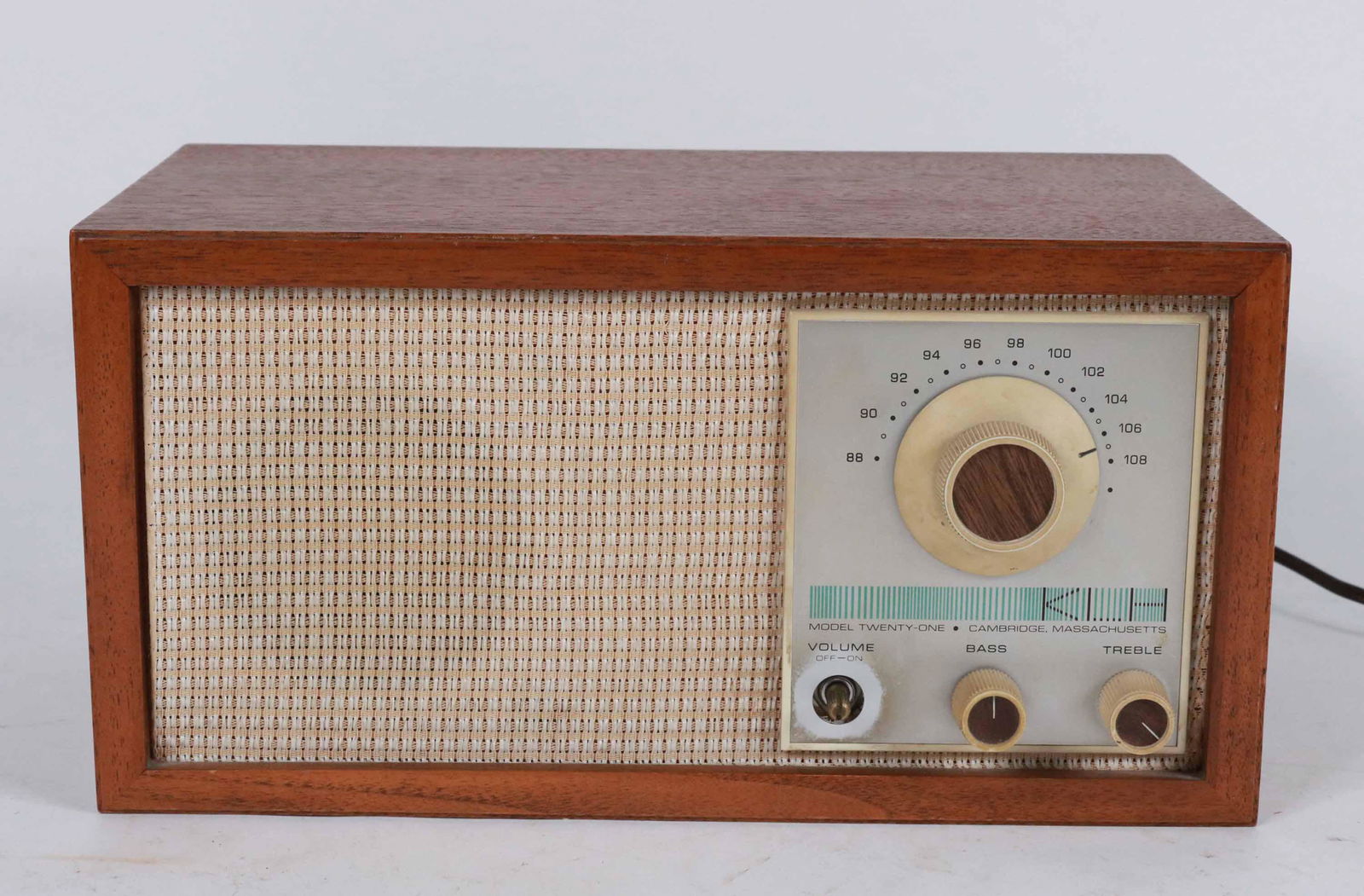 Tivoli Audio Model Twenty-One Radio (1 of 3)