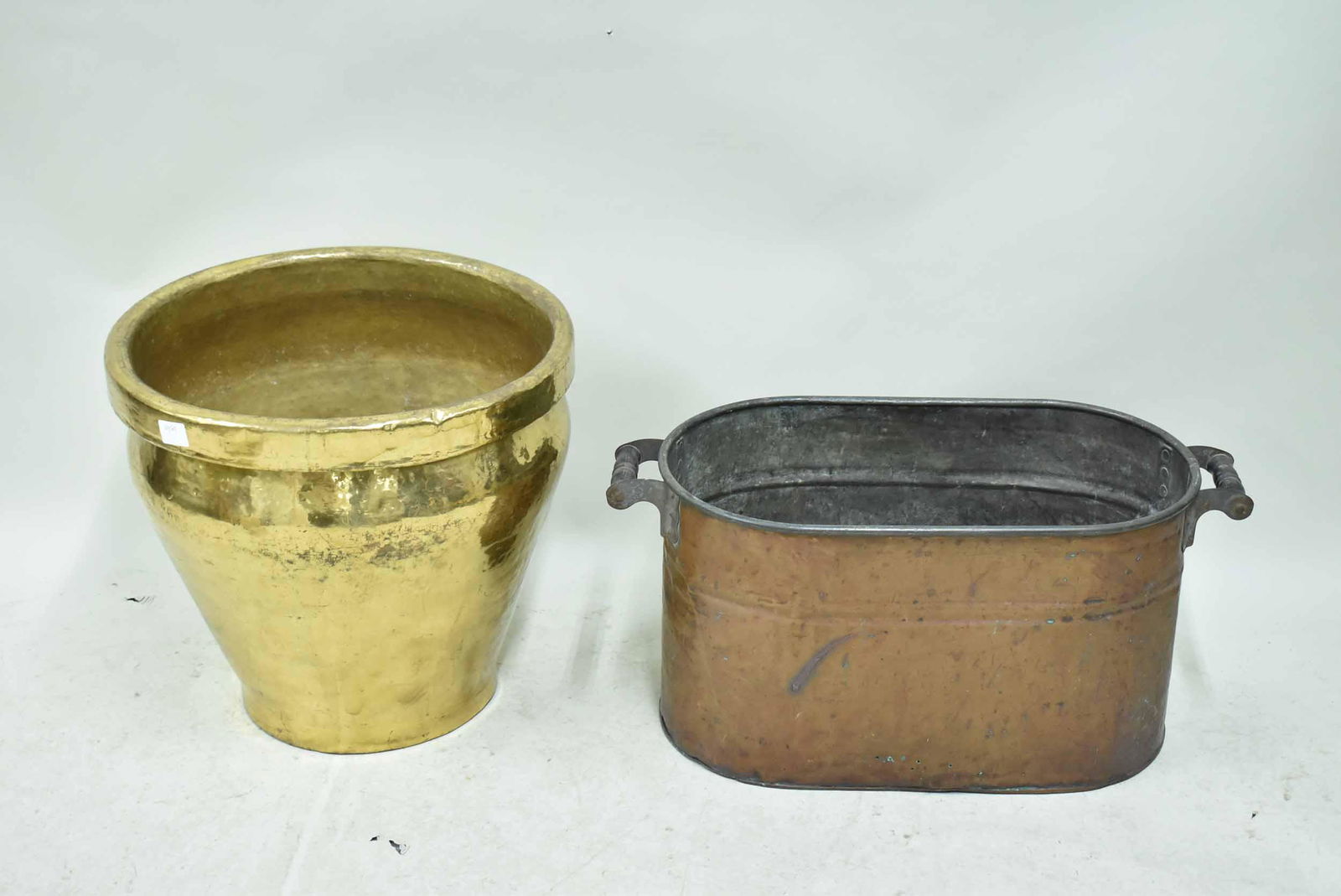 Copper Boiler Pot Tub (1 of 5)