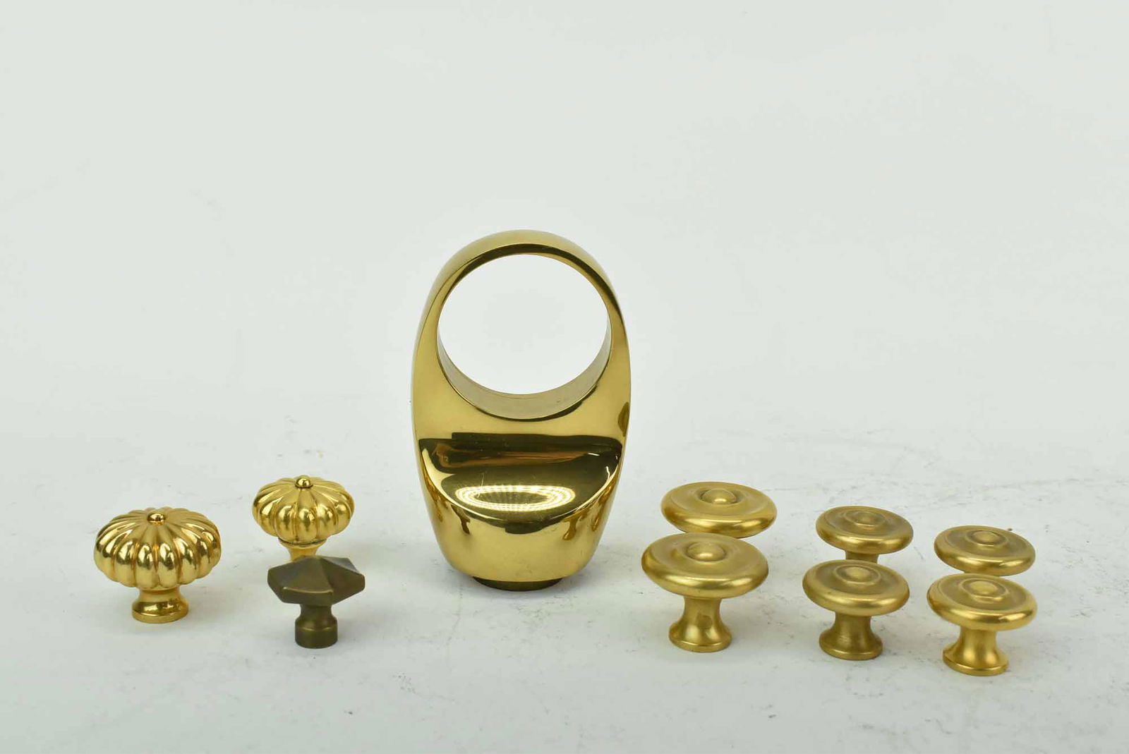 Group of Assorted Brass Cabinet Knobs (1 of 3)