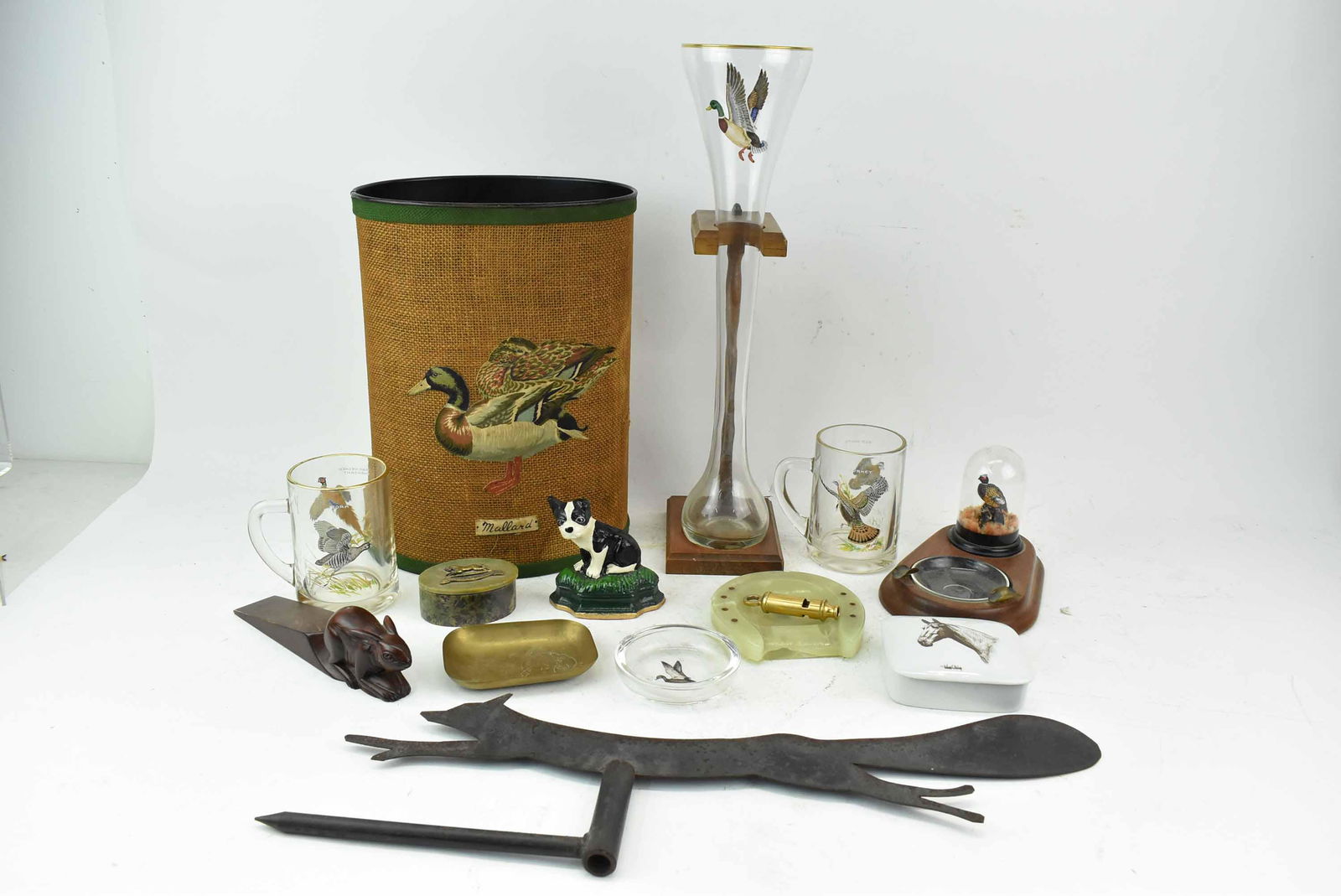 1/2 Yard Beer Glass with Hand-Painted Duck (1 of 9)