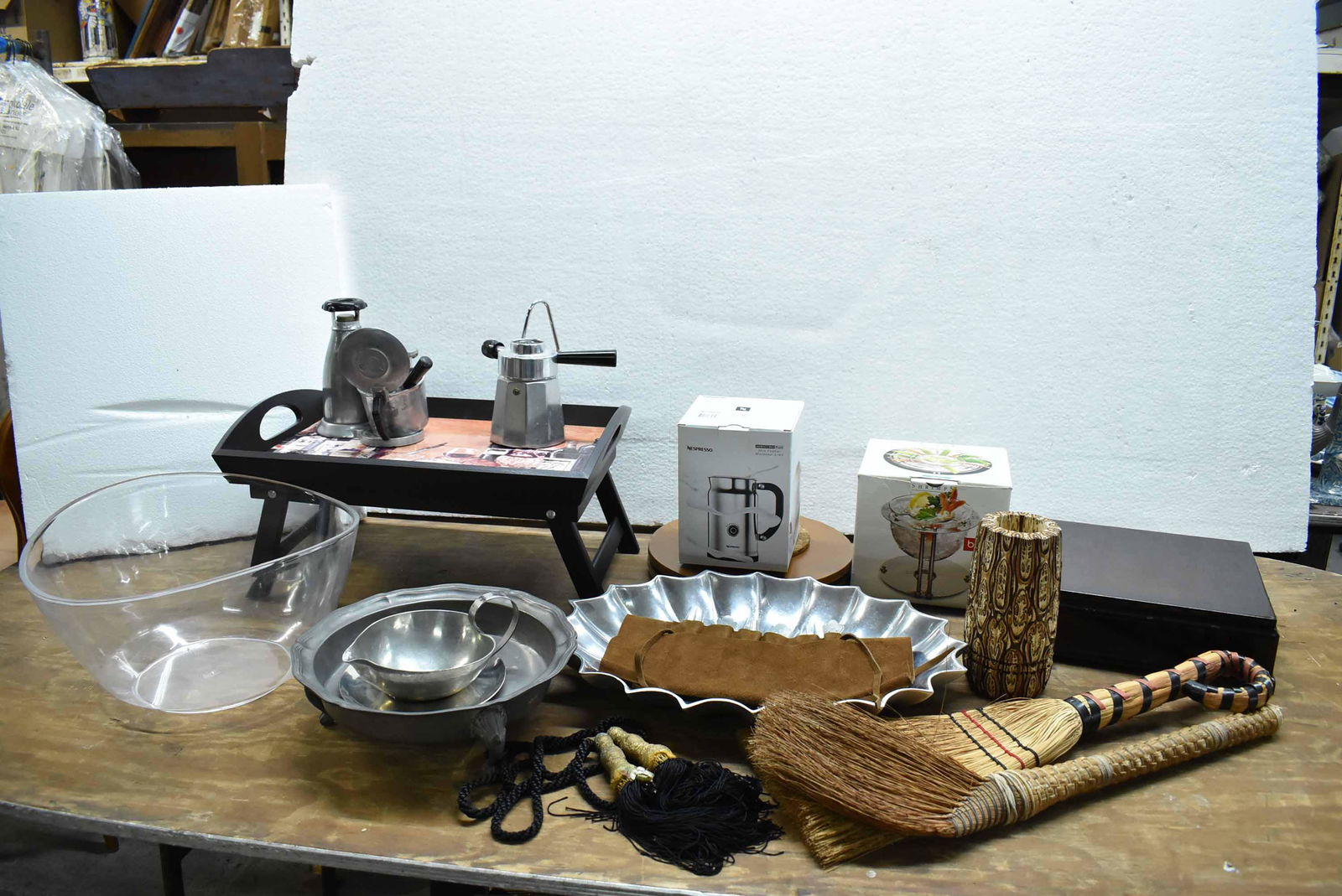 Group of Assorted Table Articles (1 of 9)