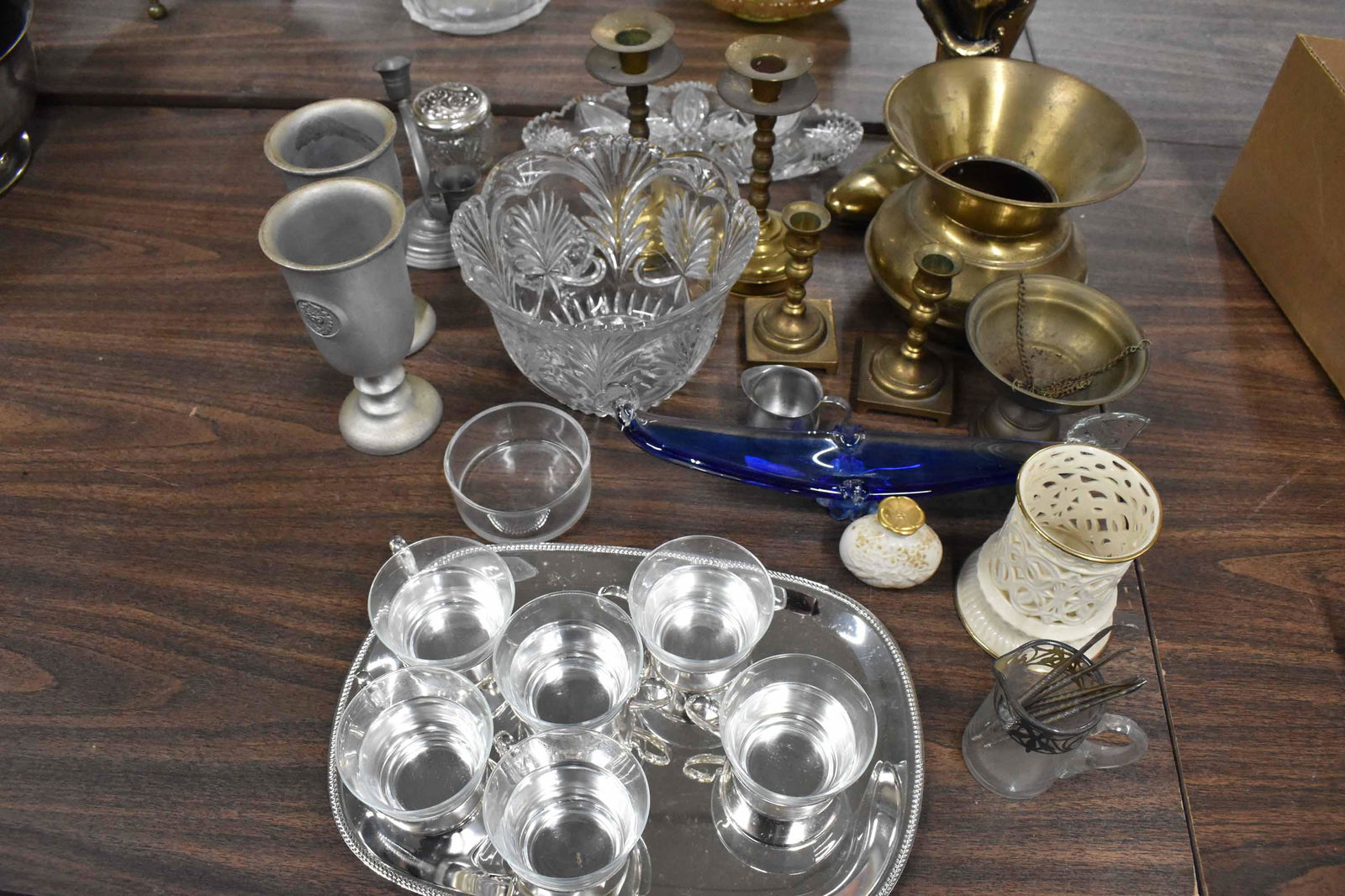 Group of Assorted Glass Table Articles (1 of 5)