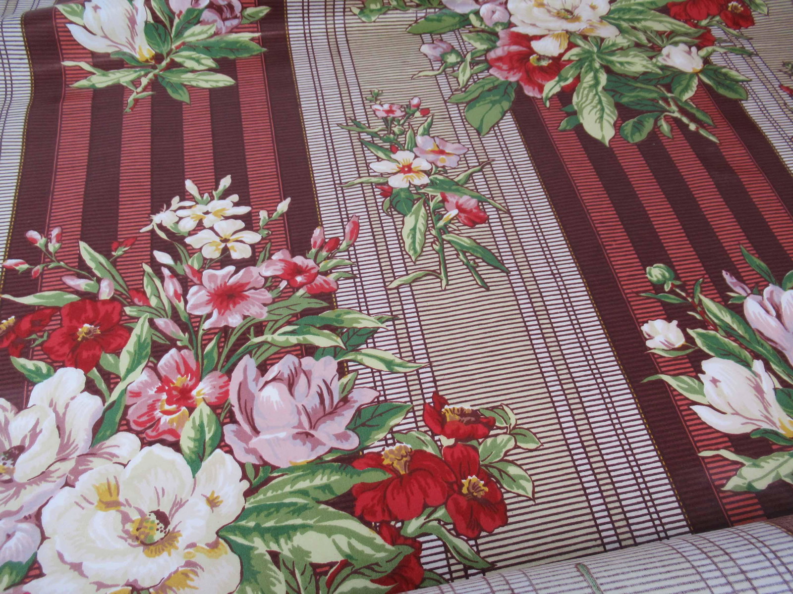 G. P . and J. Baker Ltd Barchester Floral Rose: G. P . and J. Baker Ltd Barchester Floral Rose Design. Little musty, tape residue, 31 feet long x 54" wide