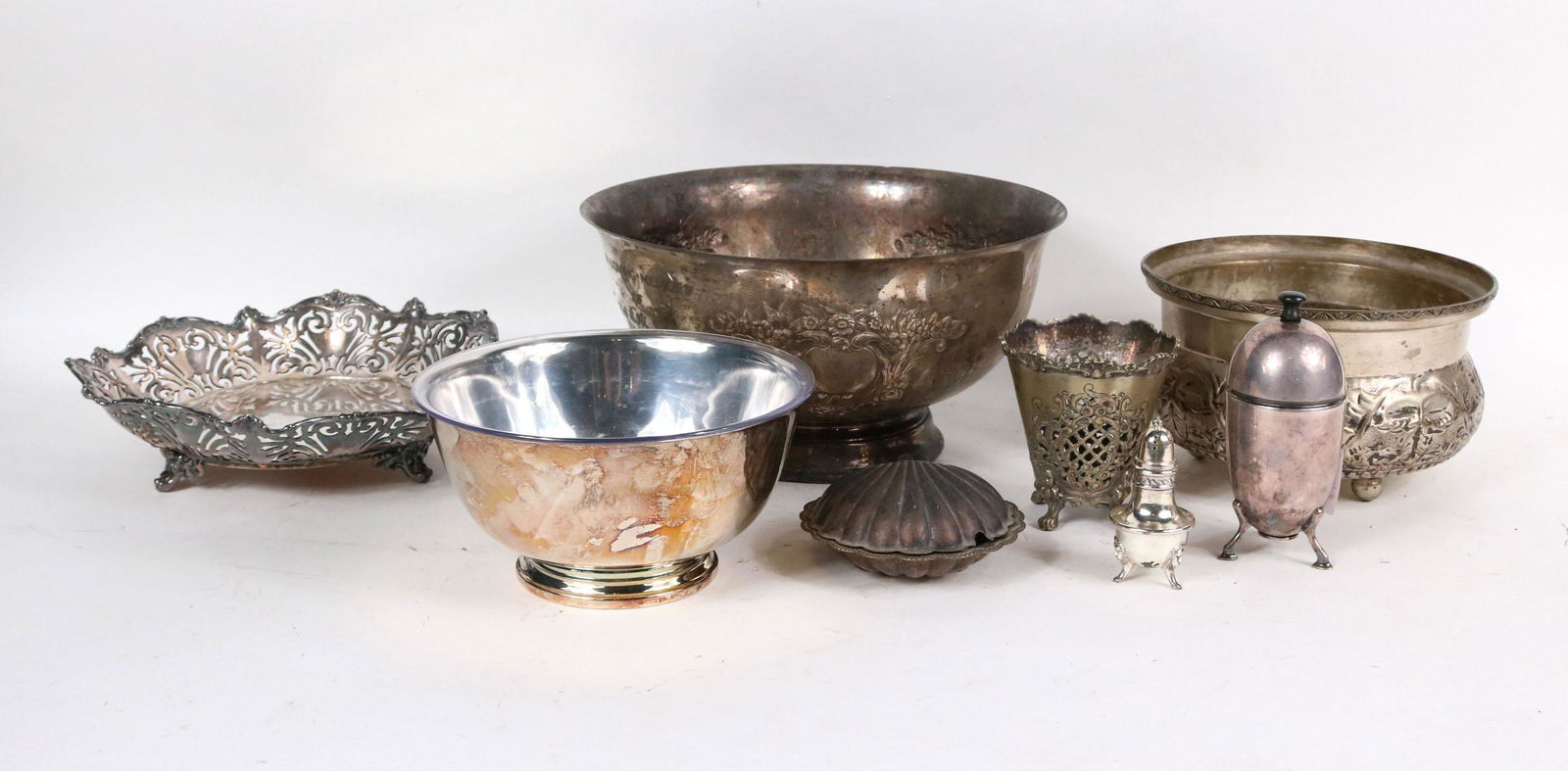 Three Silver Metal Bowls (1 of 6)