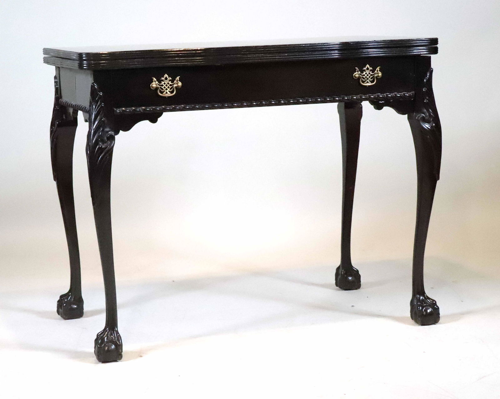 Chippendale Style Mahogany Extension Dining Table (1 of 10)