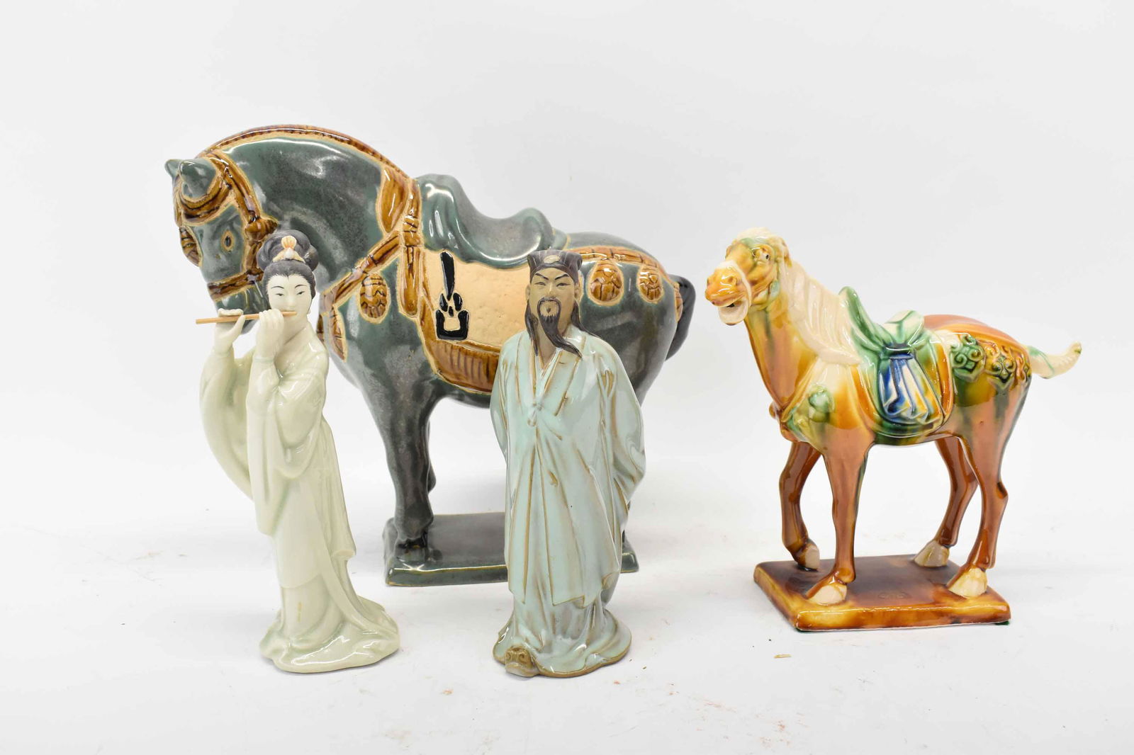 2 Chinese Tang Dynasty Style Ceramic Horses (1 of 10)