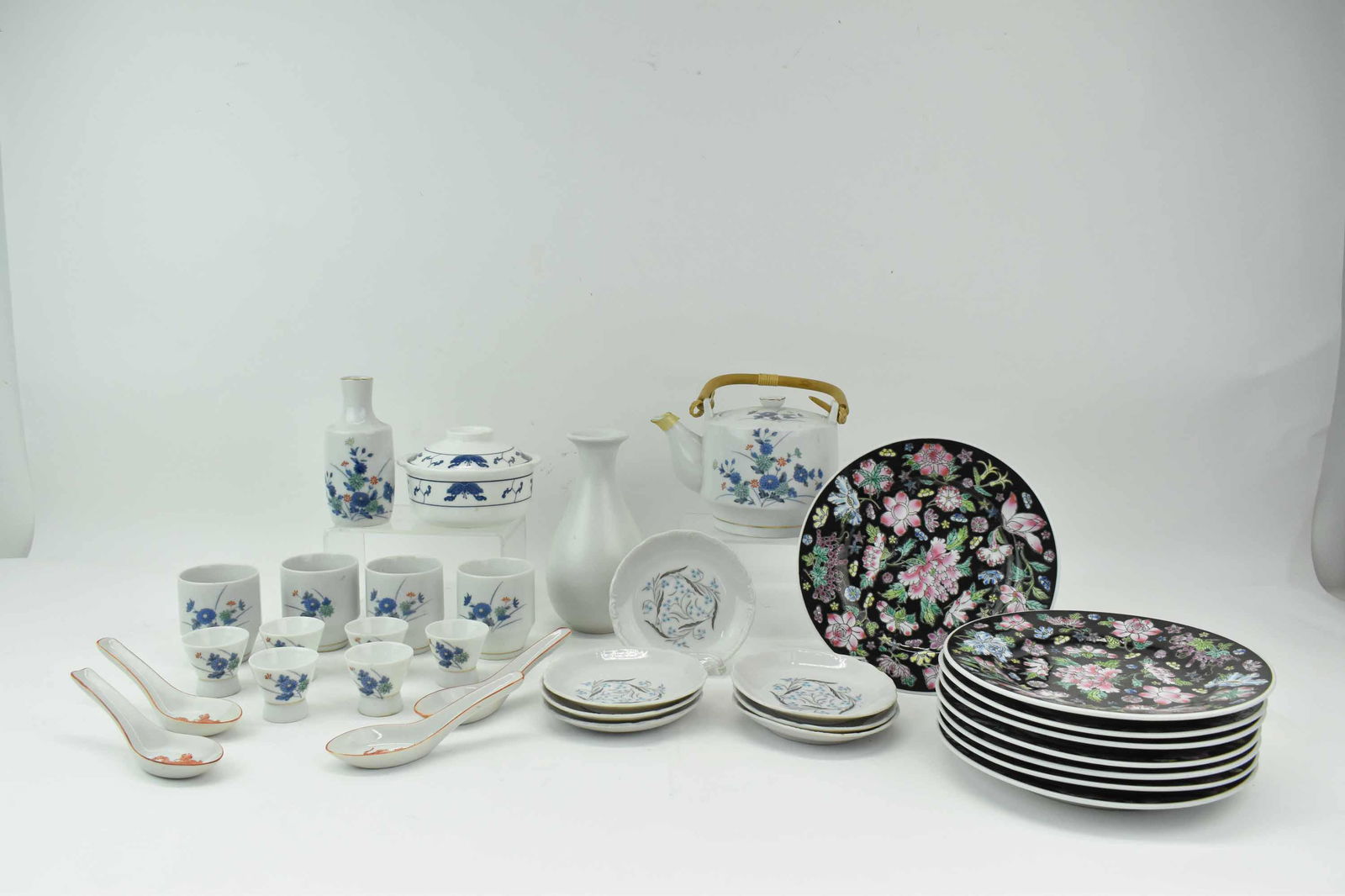 Group of Assorted Asian Porcelains (1 of 7)