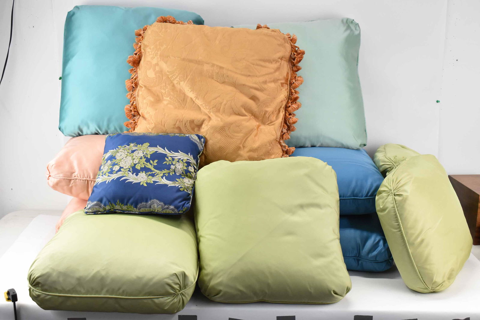 Group of Assorted Decorative Pillows (1 of 5)