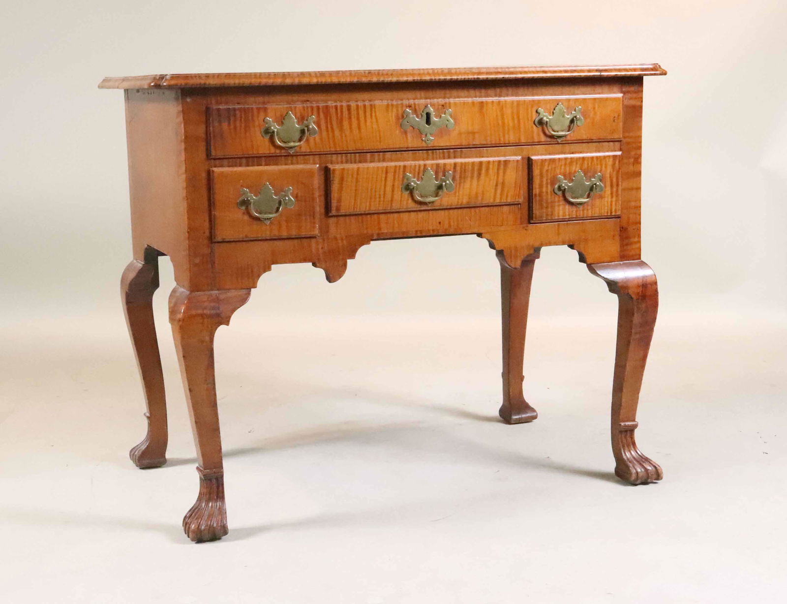 Queen Anne Tiger Maple Lowboy (1 of 13)
