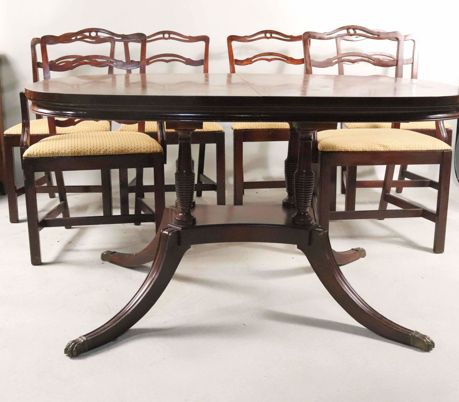 Mahogany Pedestal Dining Table and Six Chairs (1 of 9)