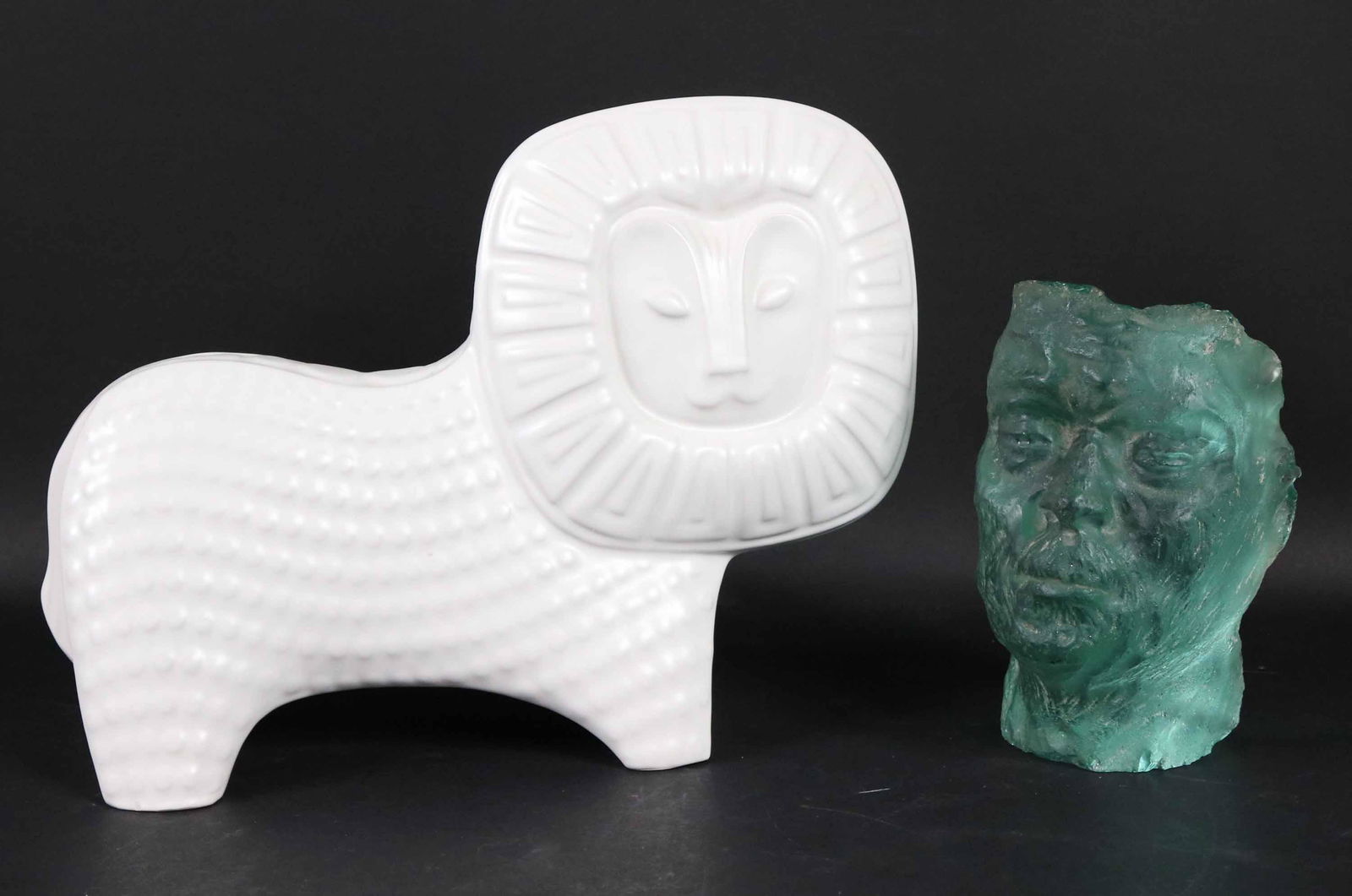 Jonathan Adler White Glazed Ceramic Lion (1 of 7)