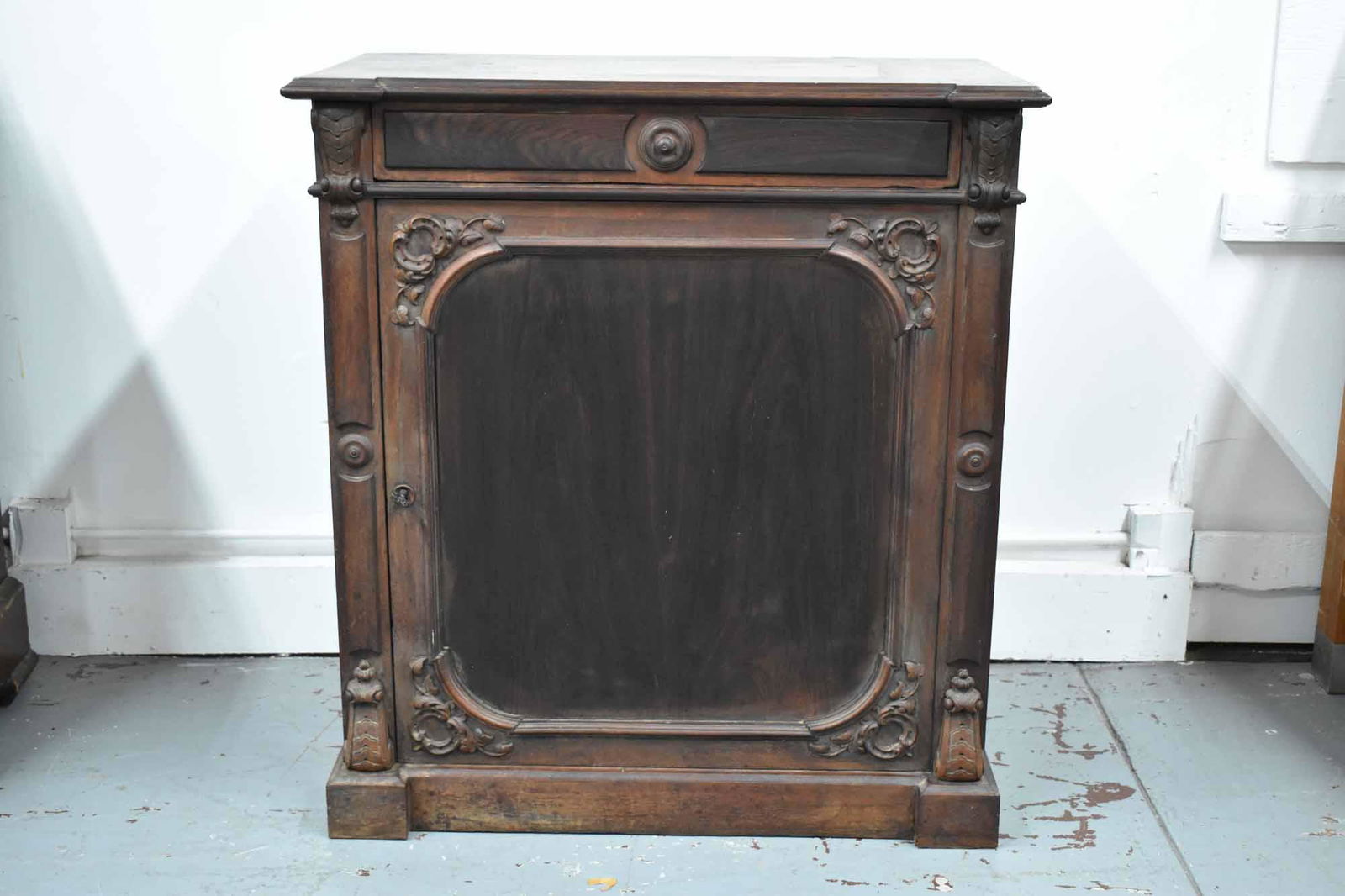 Victorian Rosewood Side Cabinet (1 of 11)