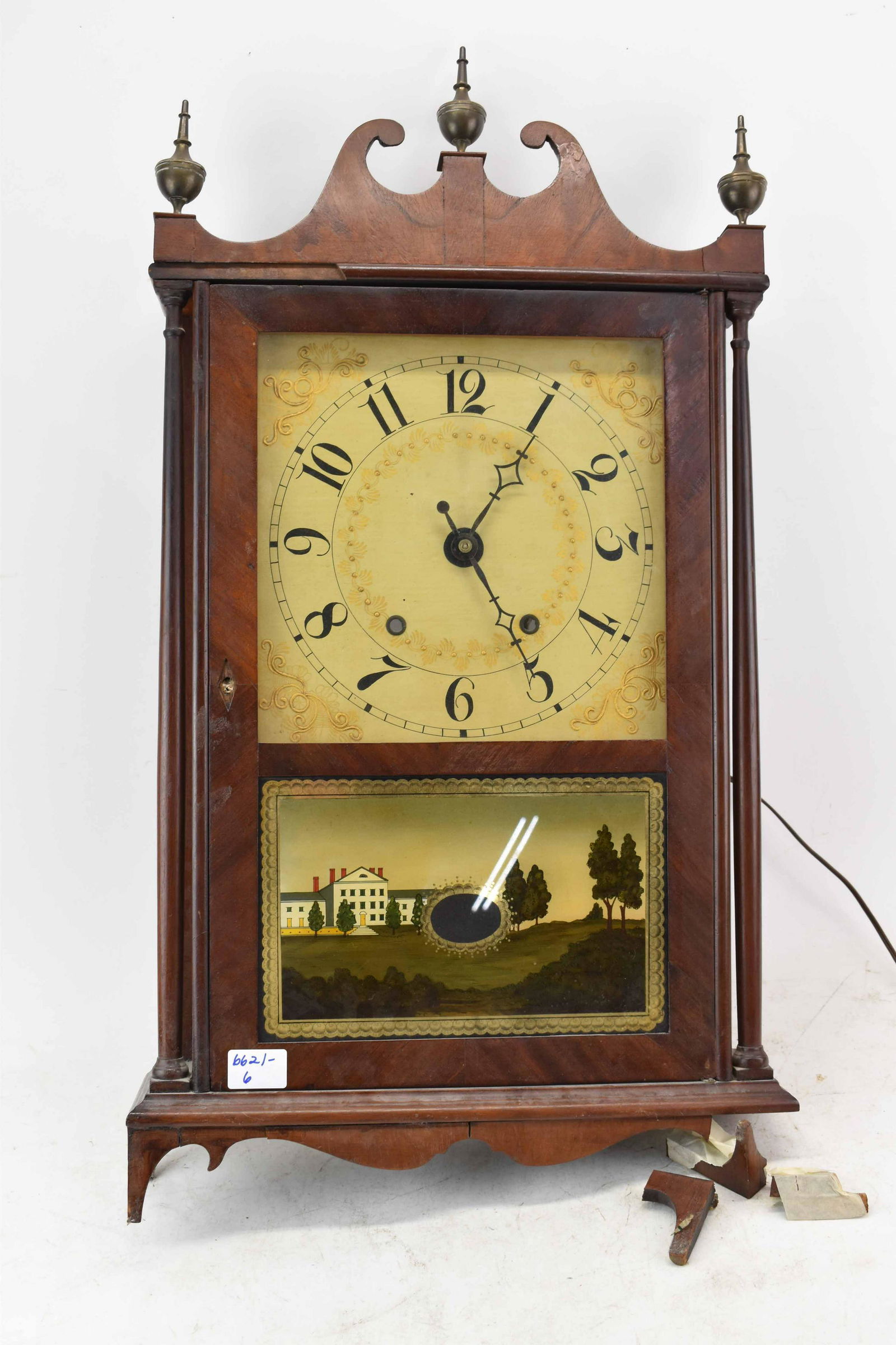 Seth Thomas Pillar and Scroll Clock (1 of 7)