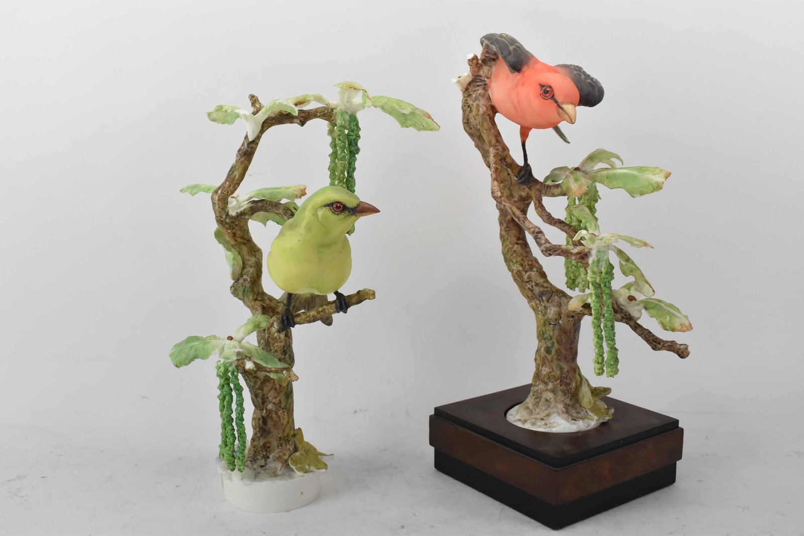 2 Dorothy Doughty Scarlet Tanager Porcelain Birds: Pair of Dorothy Doughty Scarlet Tanager Porcelain Birds for Royal Worcester, marked on verso, one mounted in wood base; used condition, wear/worn, chips, breaks to leaves, one missing wood mount, red 