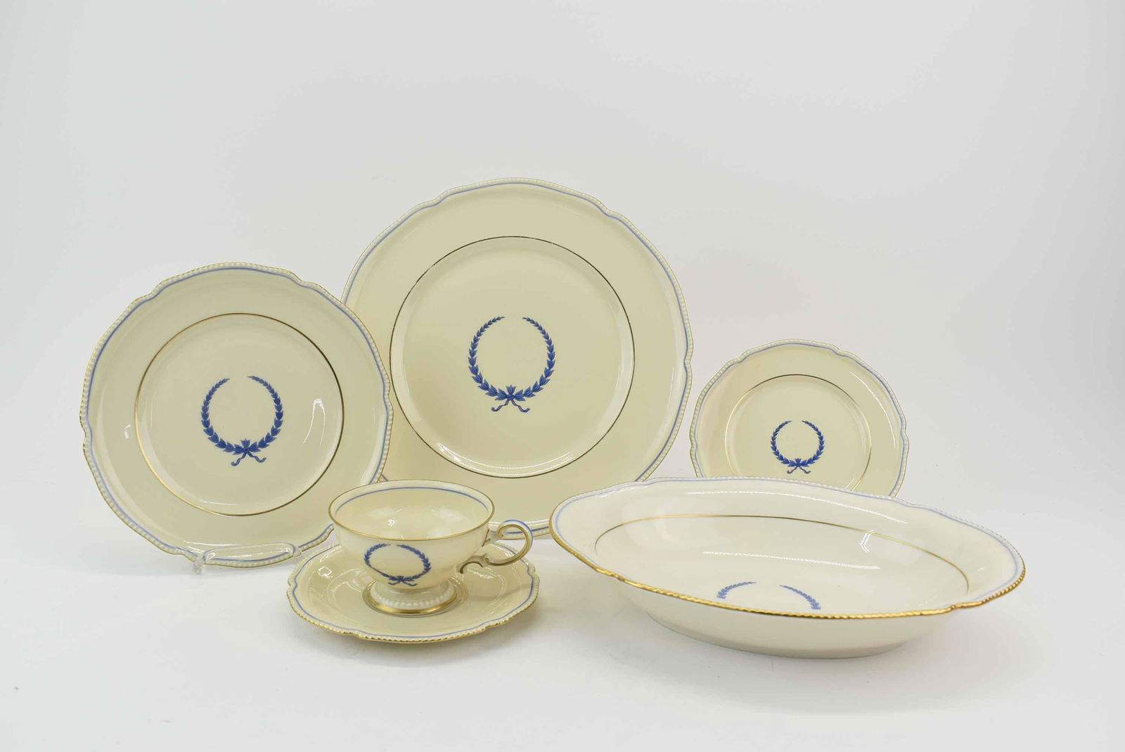Rosenthal Empire Blue Partial Dinner Service (1 of 6)