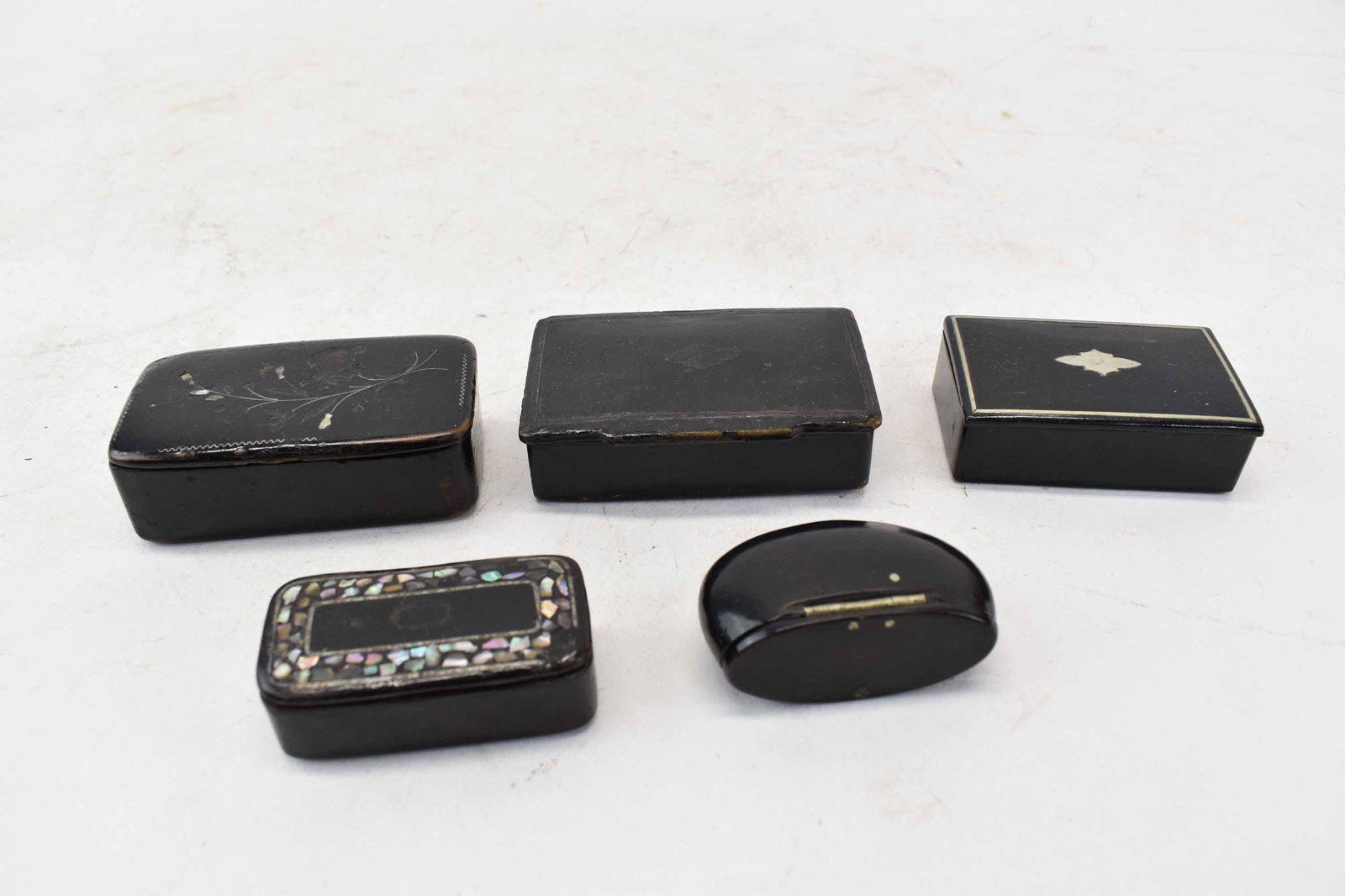 Group of Victorian Snuff Boxes (1 of 8)