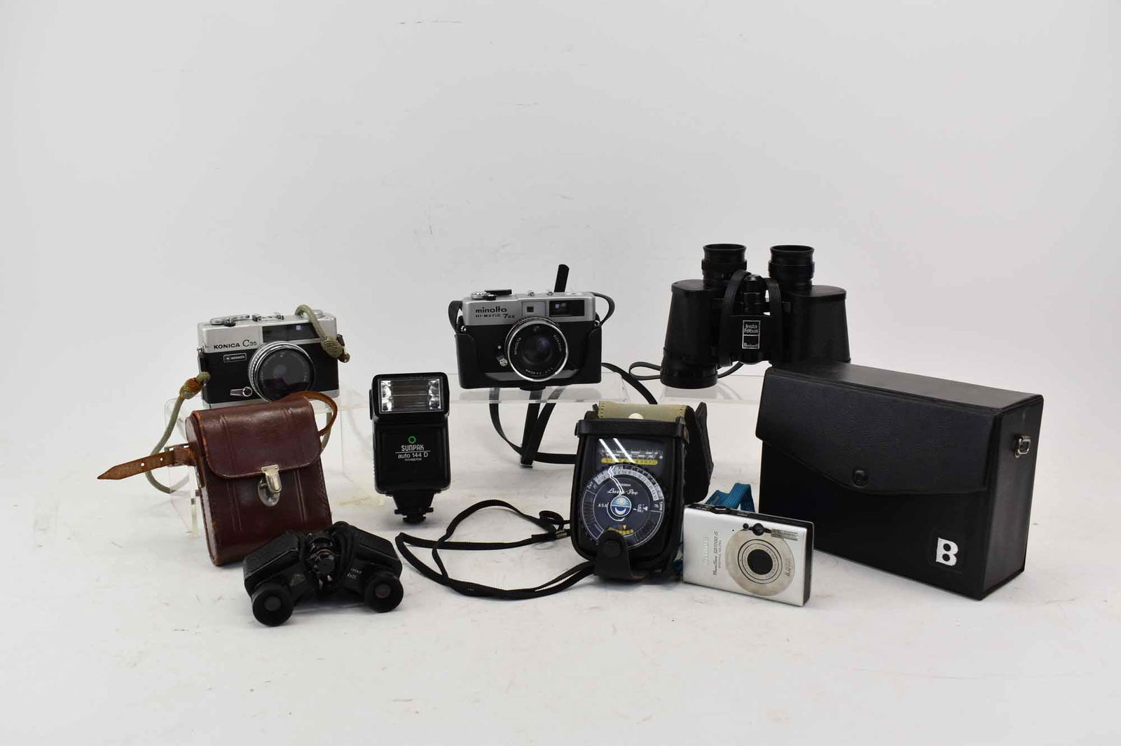 Hertel & Reuss Kassel Optic German Binoculars (1 of 6)