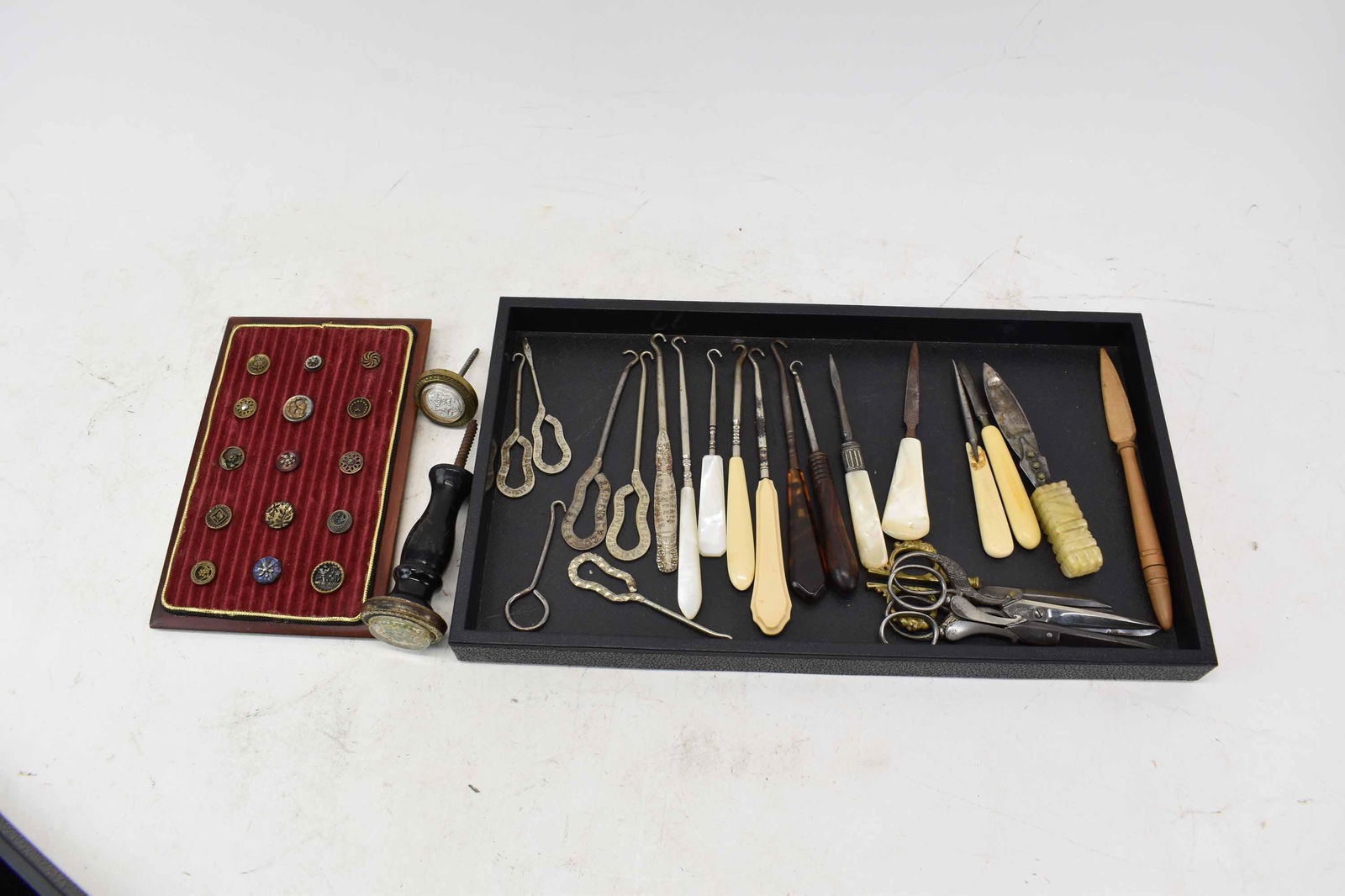 Group of Antique Vanity Items (1 of 12)