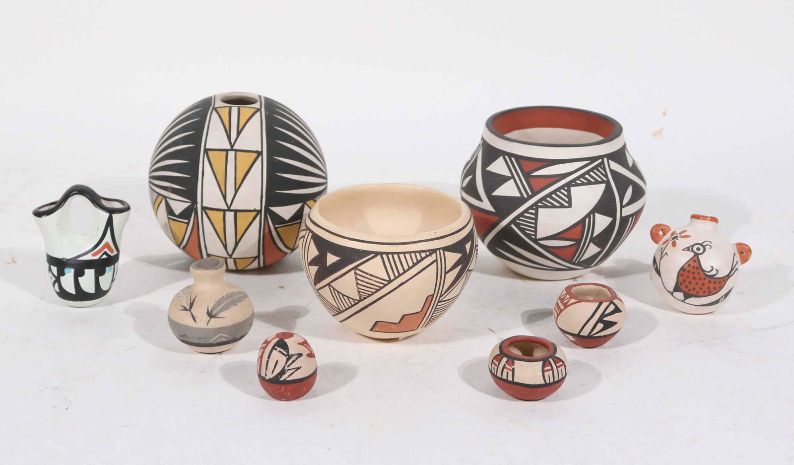 Nine Acoma Southwestern Pottery Articles (1 of 7)