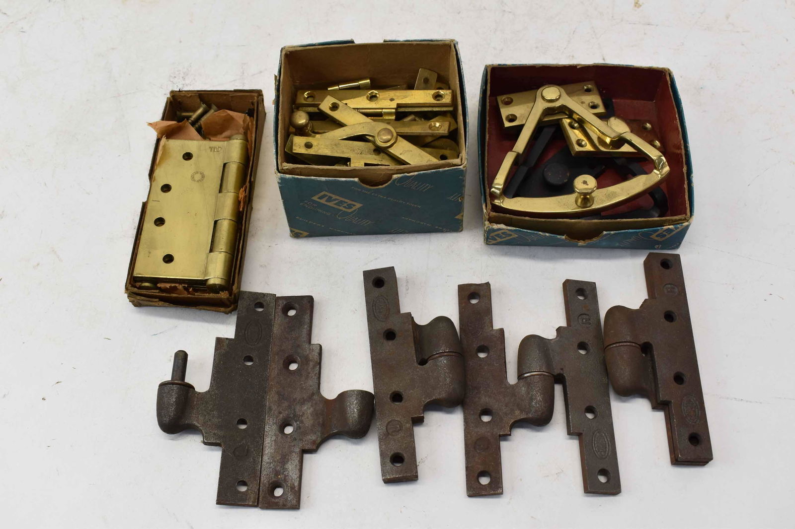 Group of Assorted Door Hinges (1 of 6)