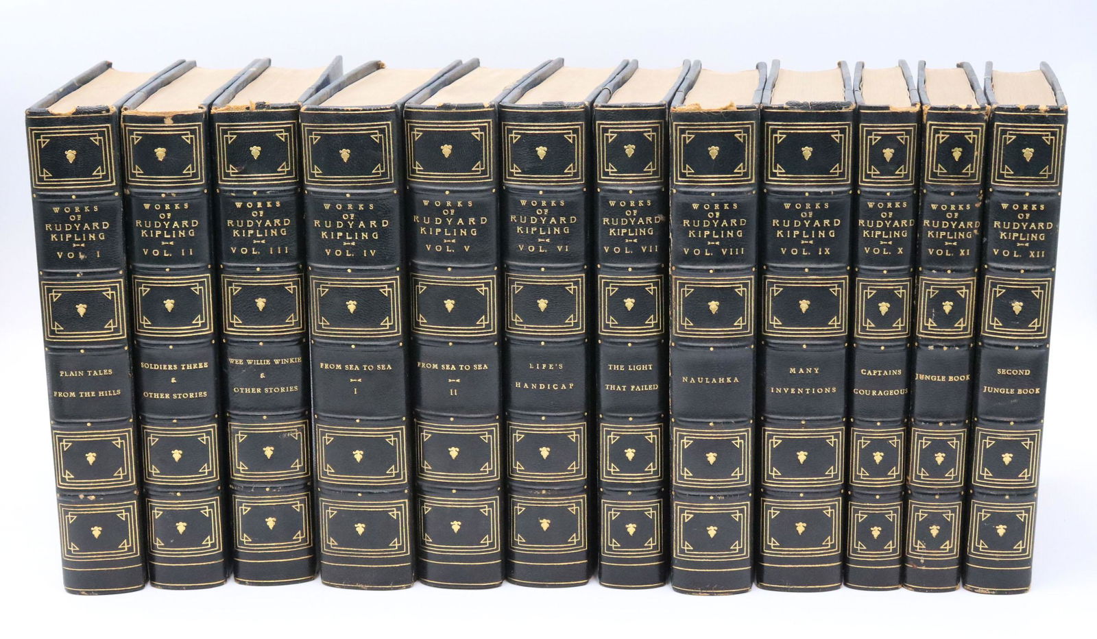 27 Volumes of Works by Rudyard Kipling (1 of 8)