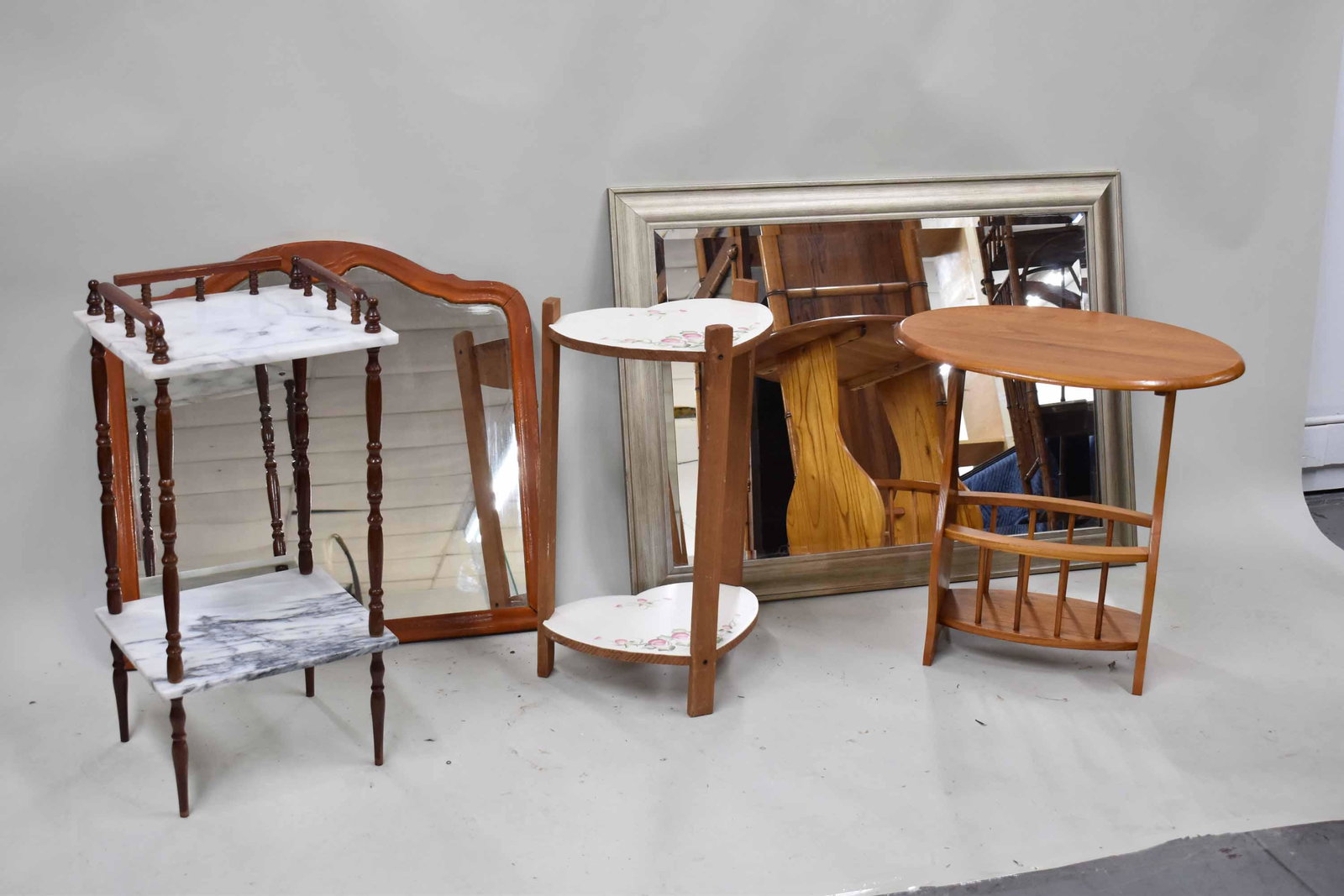 Group of Assorted Furniture (1 of 4)