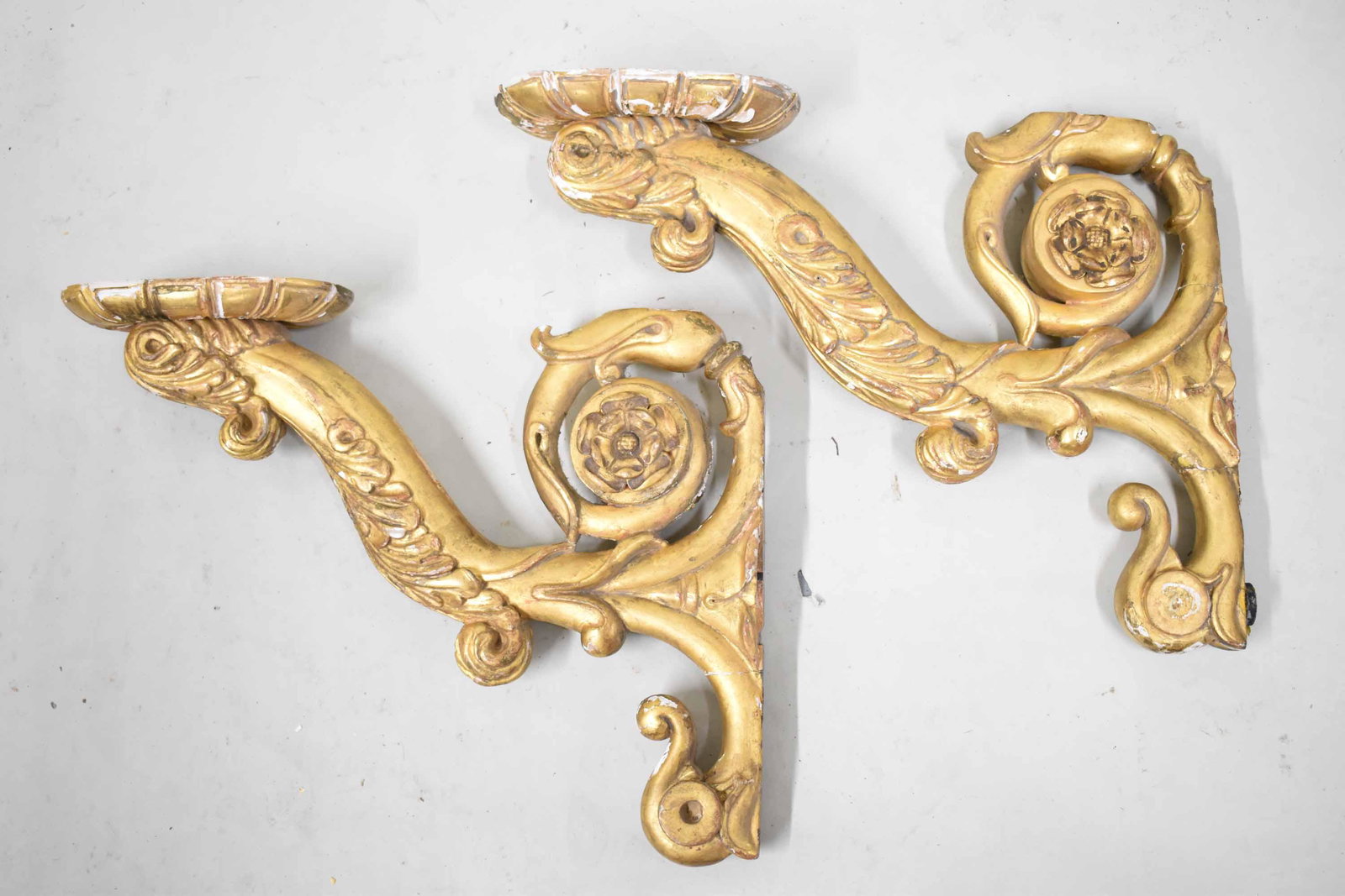 Pair of Antique 18th c. Architectural Brackets (1 of 14)
