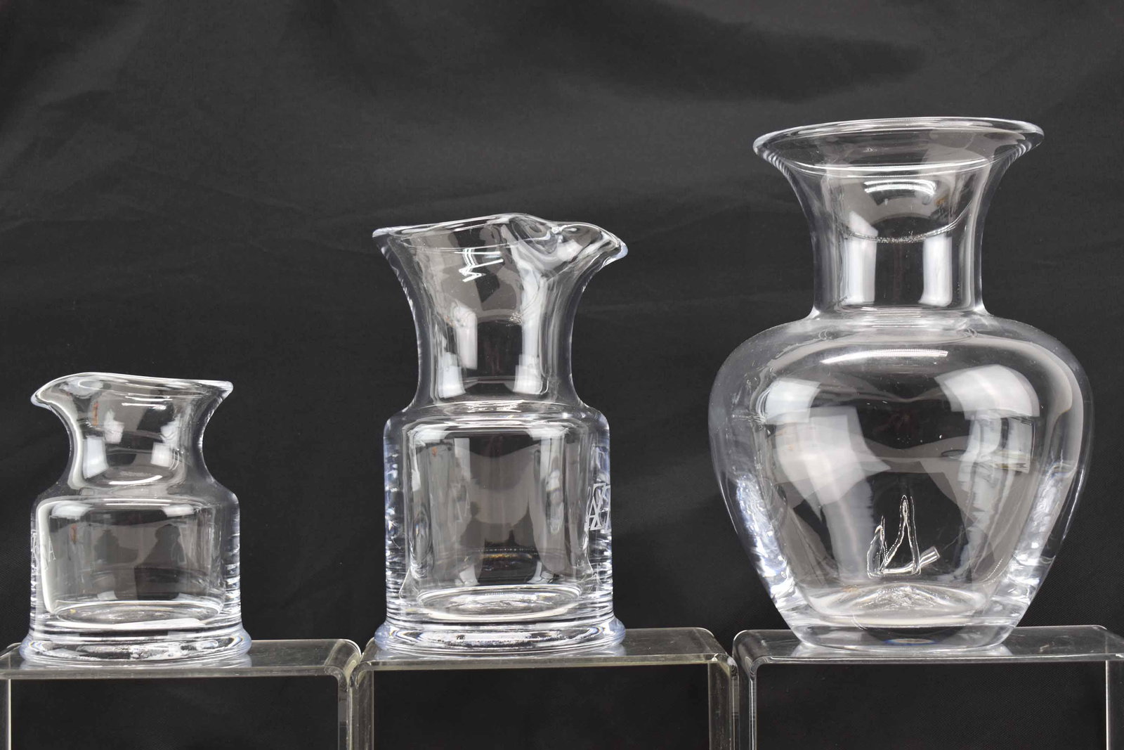 Hand Blown Bulbous Optic Vase (1 of 9)
