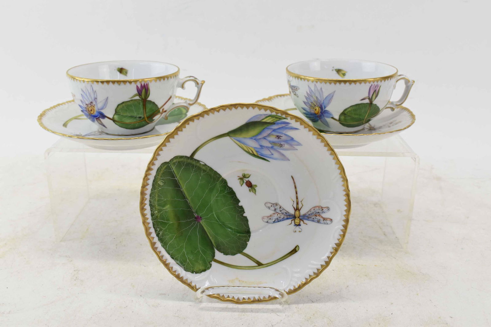 2 Anna Weatherly Cup & Saucer Sets (1 of 16)