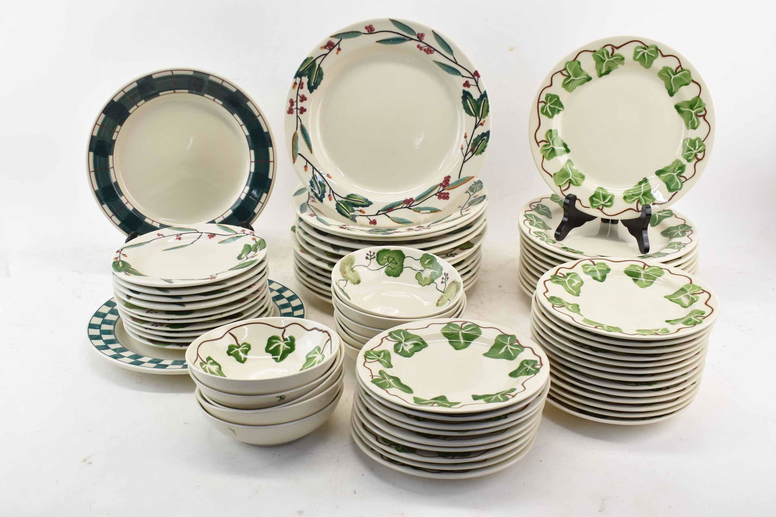 Hartstone Stoneware Pottery Dinnerware Set (1 of 9)