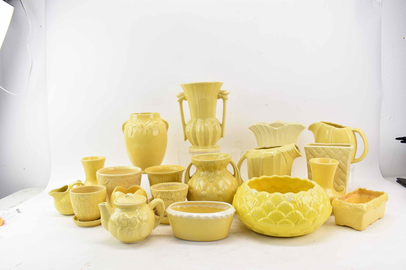 Large Group of Assorted Vintage Yellow Pottery (1 of 15)