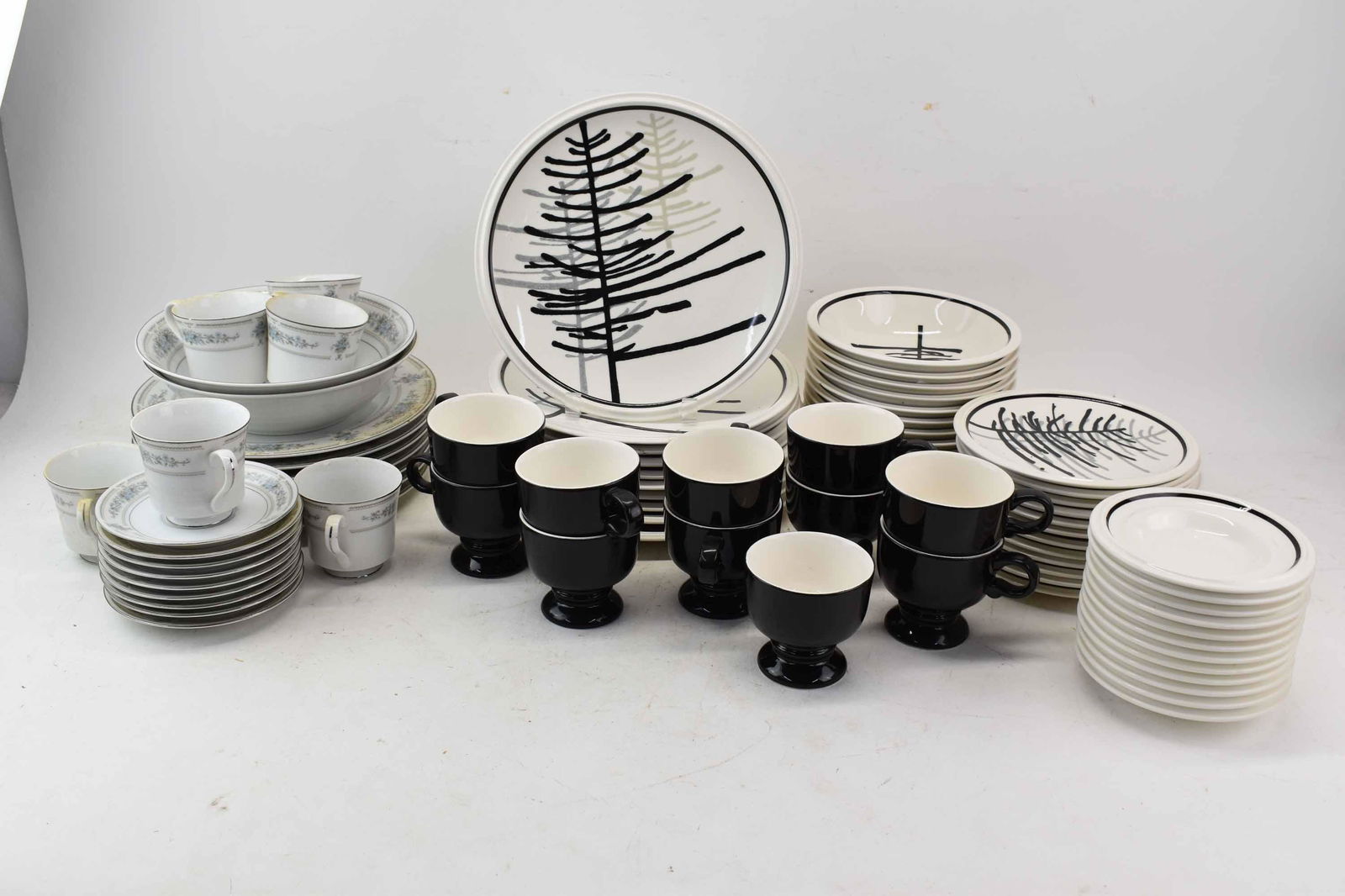 Mikasa Forecast Black Forest Dishware (1 of 8)