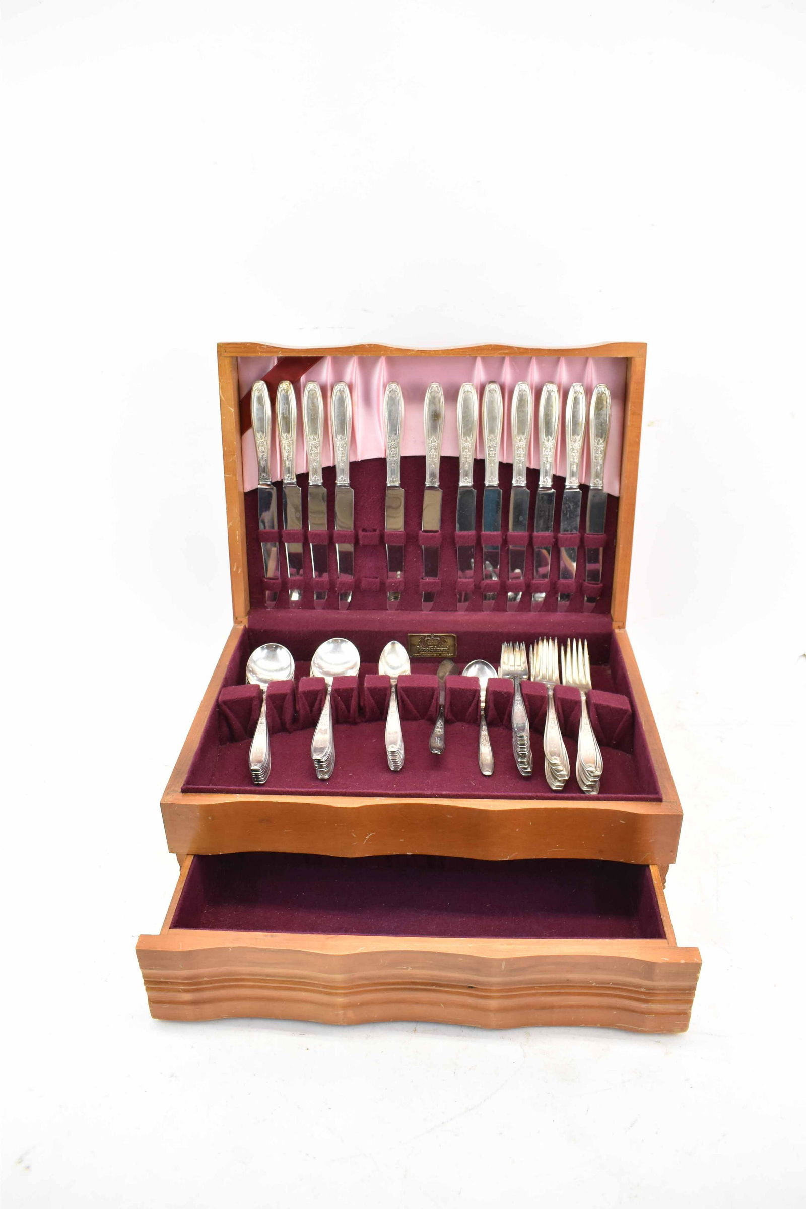 Rogers Bros Silverplate Ambassador Flatware Set (1 of 6)