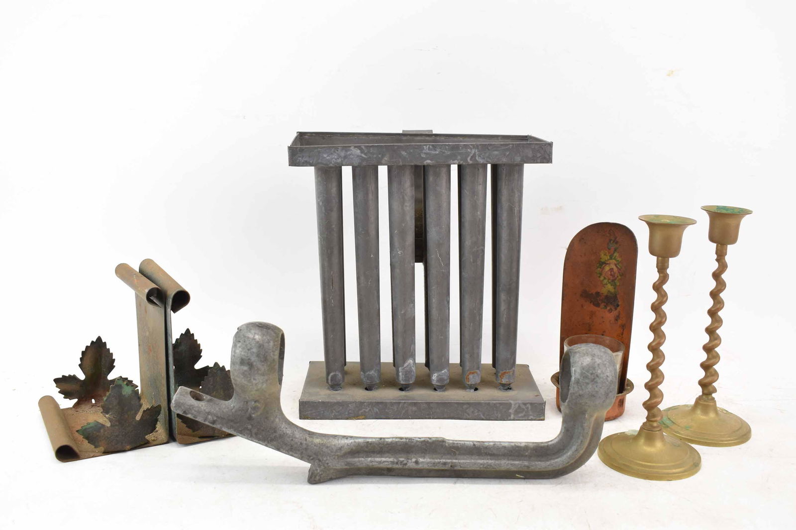 Group of Assorted Vintage Metal Table Articles (1 of 5)