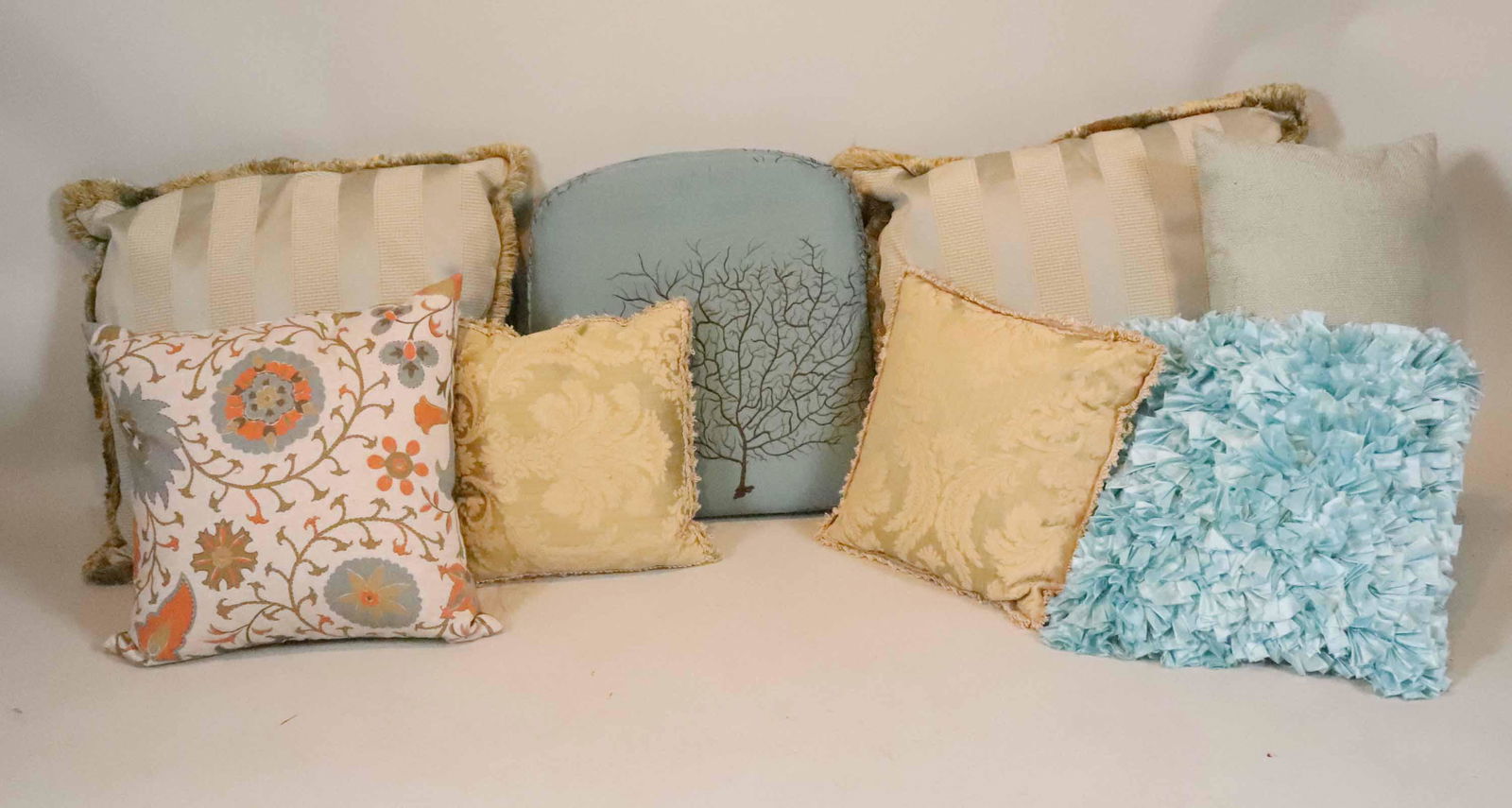 Eight Assorted Throw Pillows (1 of 6)