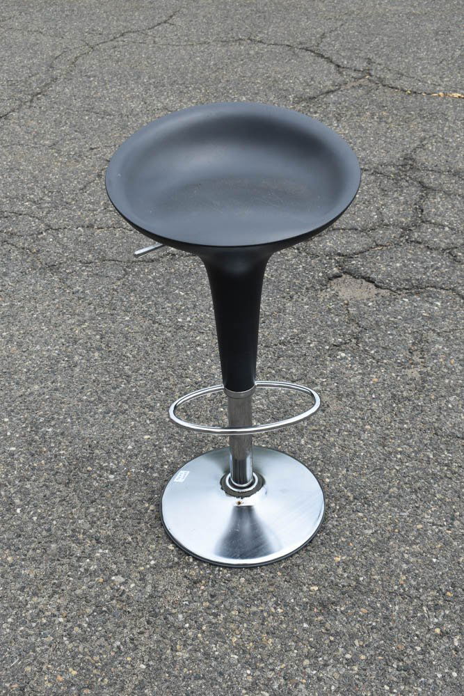 Magis Modern Adjustable Stool (1 of 7)