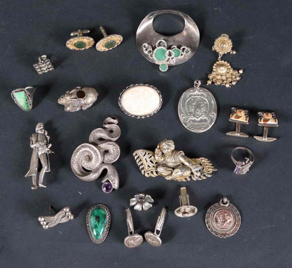 Two Vintage Sterling Silver Pins (1 of 16)