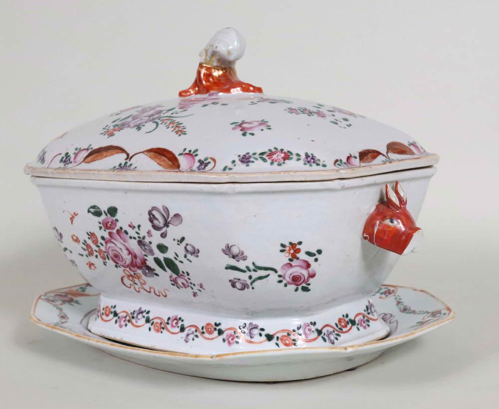 Chinese Export Covered Tureen and Underplate (1 of 10)
