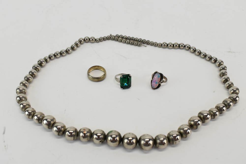 Graduated Silver Tone Beaded Necklace (1 of 7)