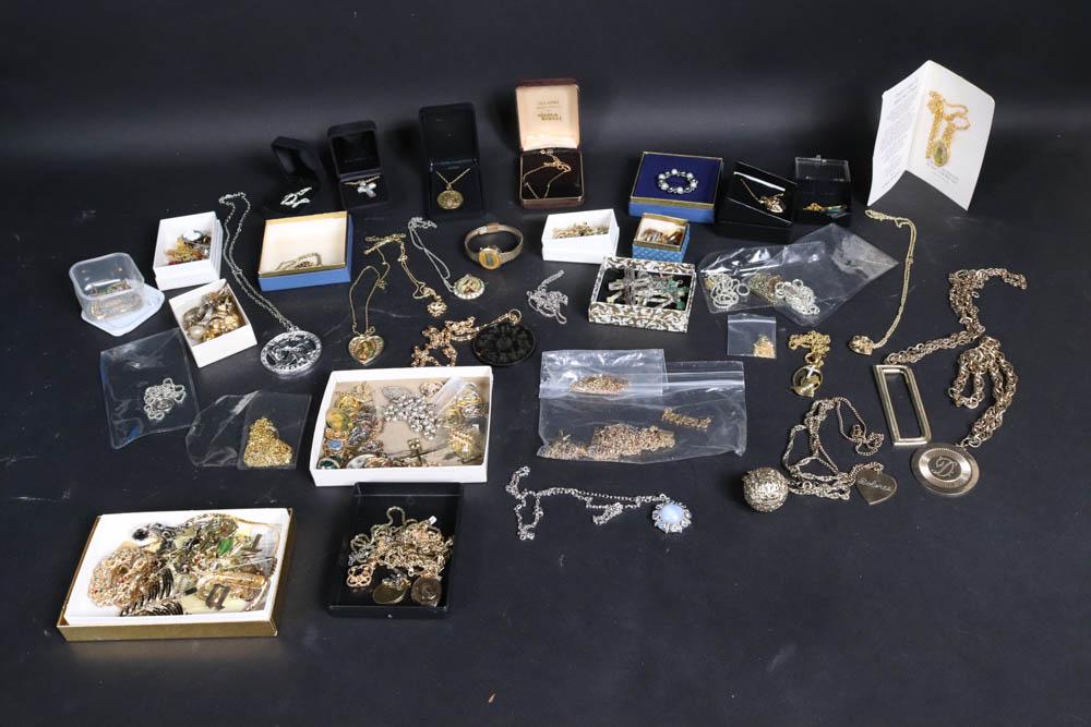 Group of Assorted Costume Jewelry (1 of 13)